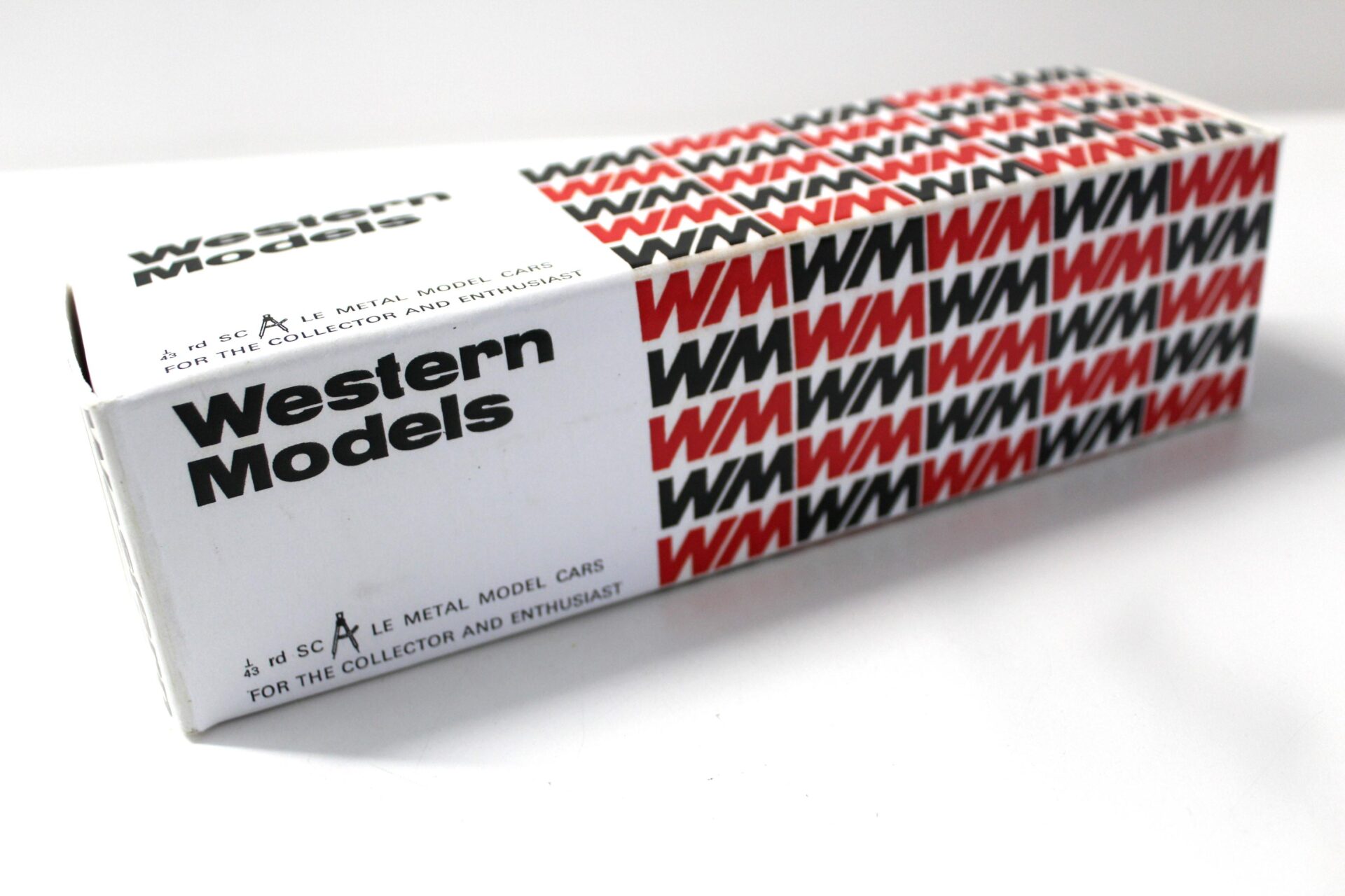 1:43 Western Models 1933 Bluebird Recordcar Campbell Special blue