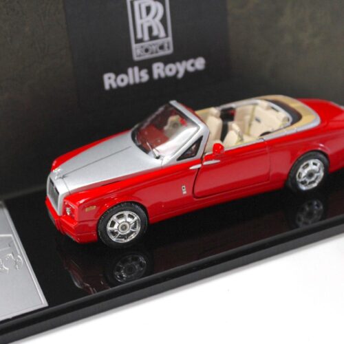 1:43 ATC Model Rolls Royce Phantom Drophead Coupe 2007 "opening doors" red