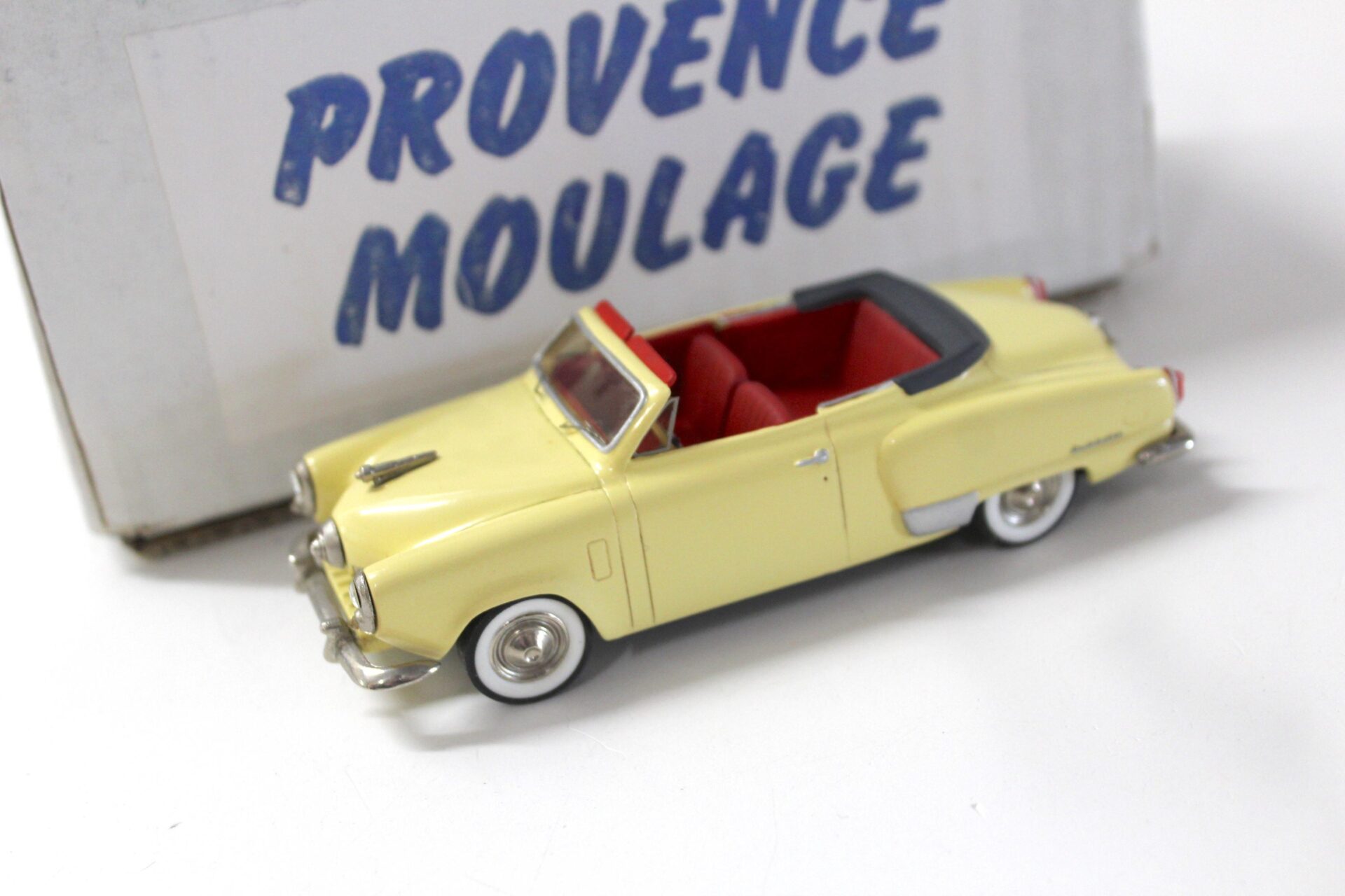 1:43 Provence Moulage 1951 Studebaker Champion Convertible beige