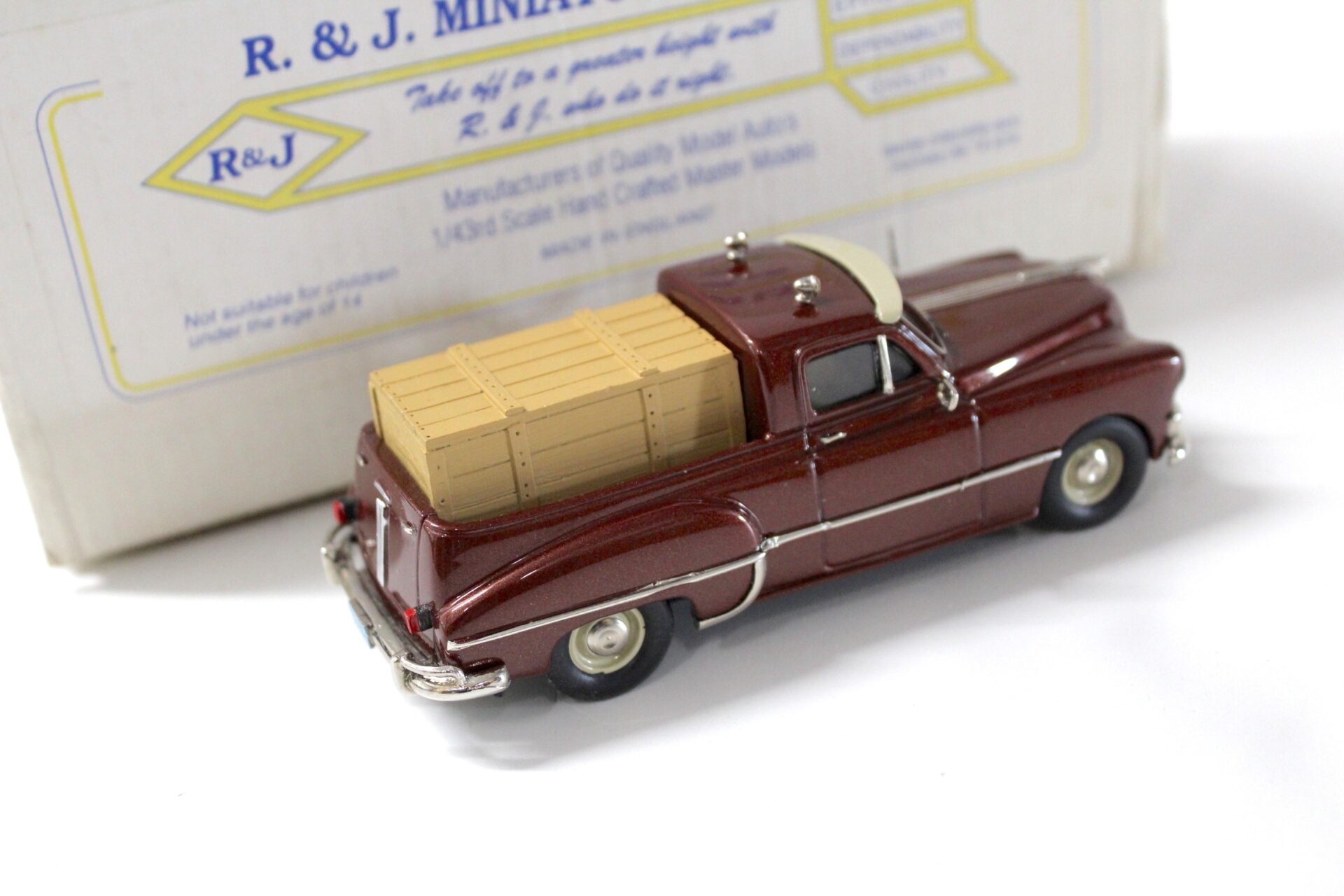 1:43 R&J Miniatures 1949 Pontiac PICK UP Truck dark red with auxiliary lights