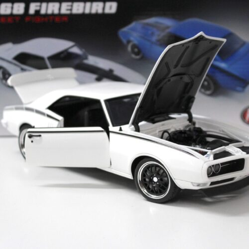 1:18 ACME 1968 Pontiac Firebird Street Fighter Cameo ivory white