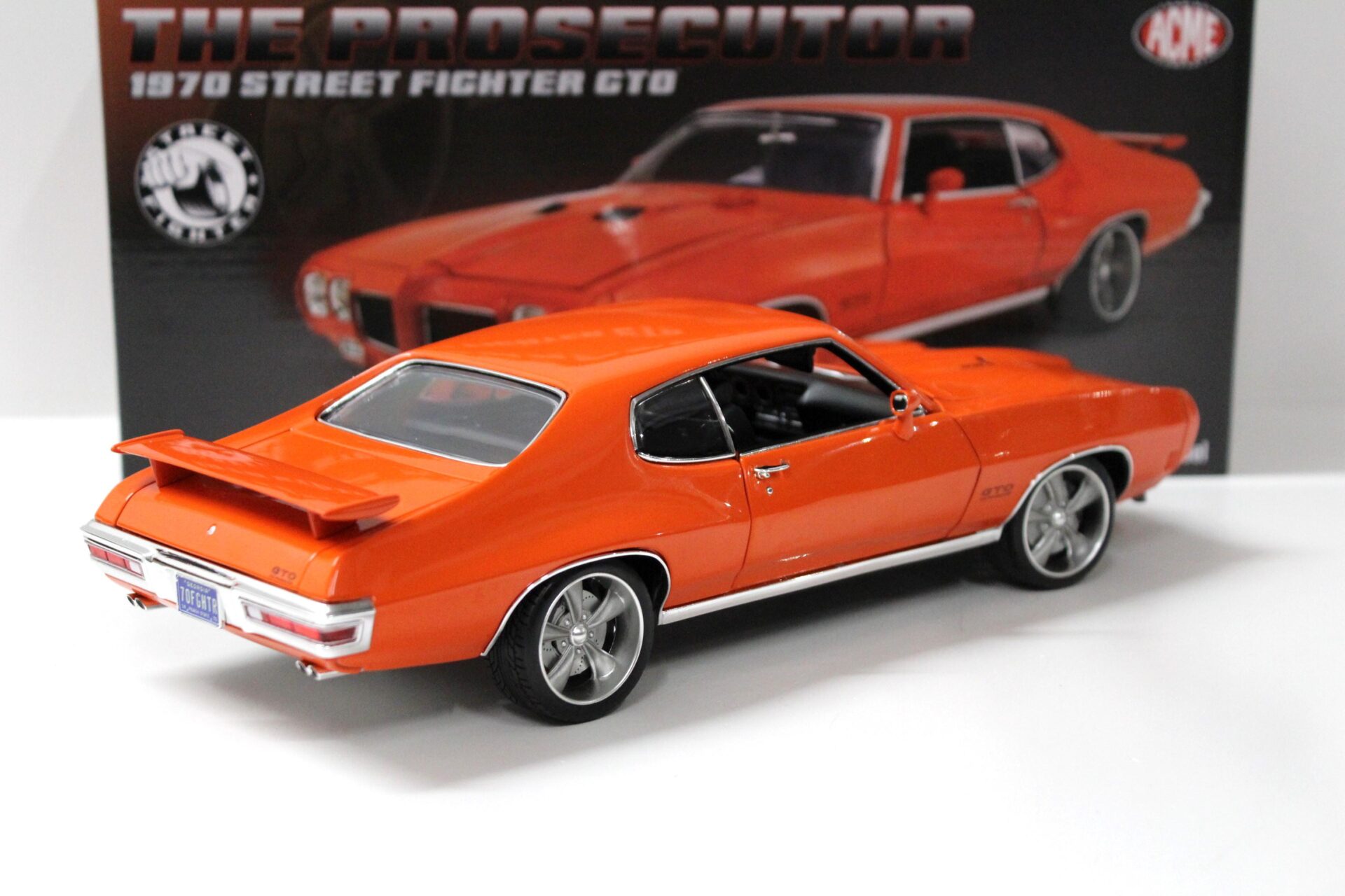 1:18 ACME 1970 Pontiac GTO Coupe Street Fighter "THE PROSECUTOR" orange