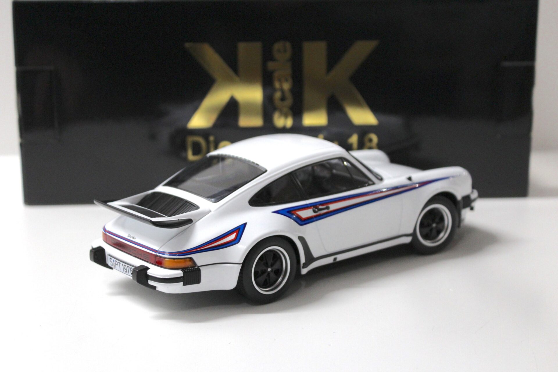 1:18 KK-Scale Porsche 911 (930) Turbo 3.0 Coupe Martini white 1976