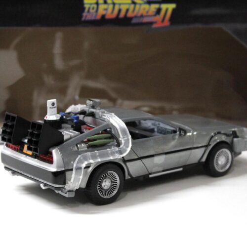 1:24 Jada Toys Delorean DMC-12 Time Machine Back to The Future II