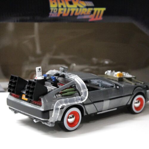 1:24 Jada Toys Delorean DMC-12 Time Machine Back to The Future III