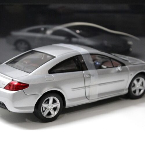 1:18 Norev Peugeot 407 Coupe silver 2005