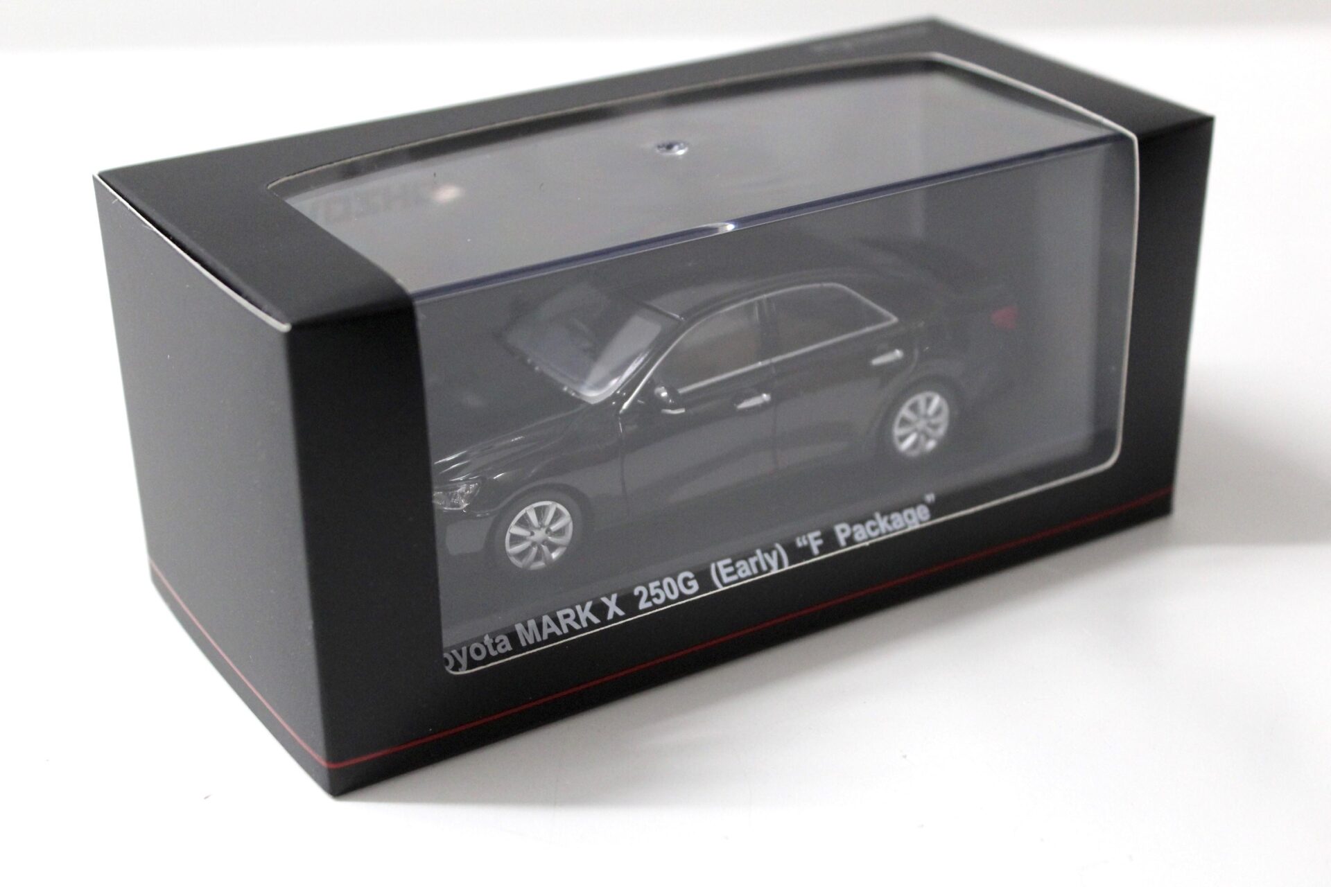 1:43 Kyosho Toyota MARK X 250G (Early) "F Package" Limousine black