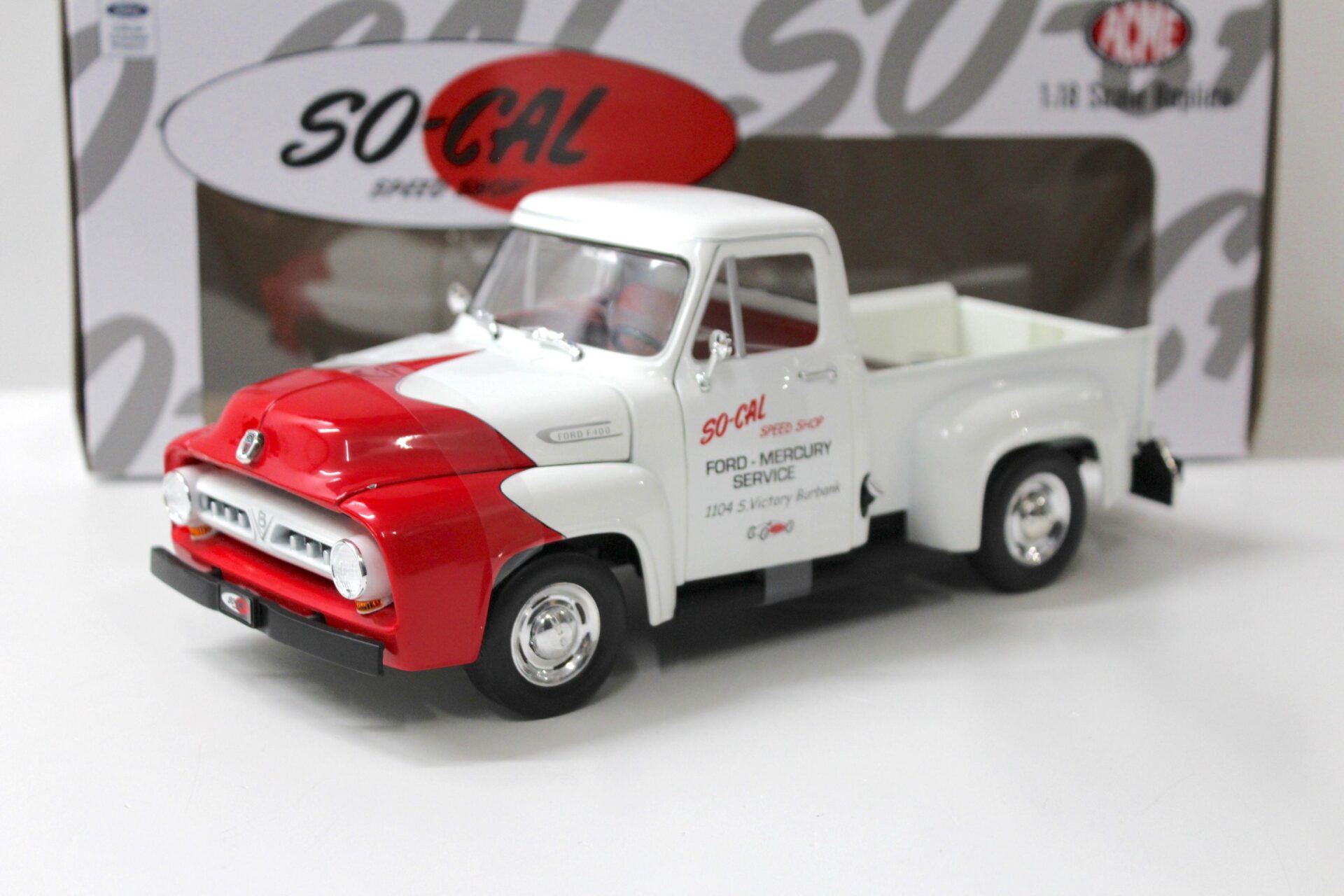 ID 55109 orig.jpg 1:18 ACME 1953 Ford F100 Pick-Up SO-CAL Speed Shop Push Truck white/ red