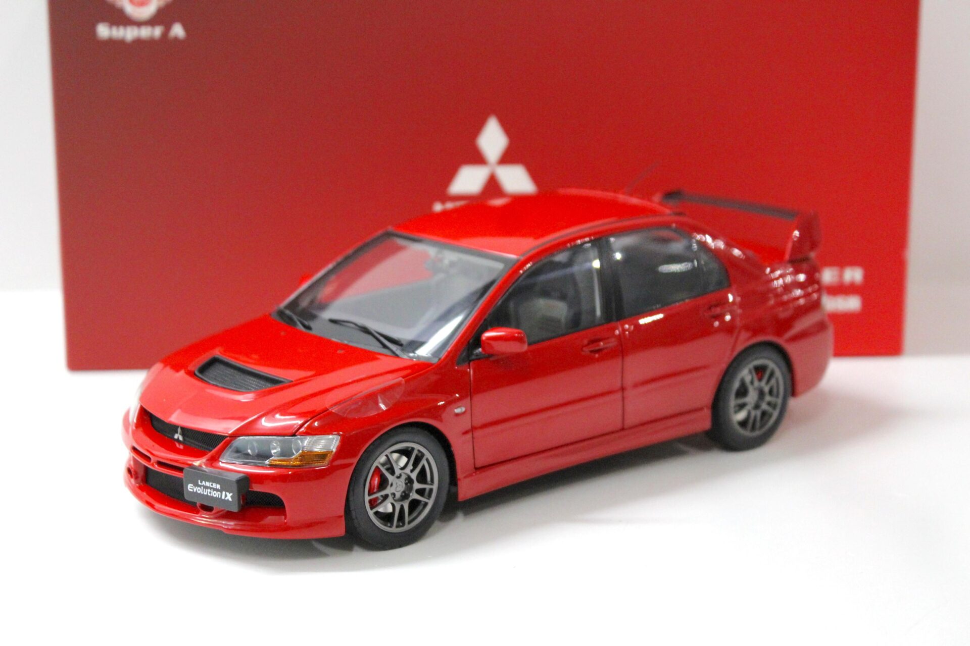 1:18 Kyosho SUPER A Mitsubishi Lancer Evolution IX GSR red
