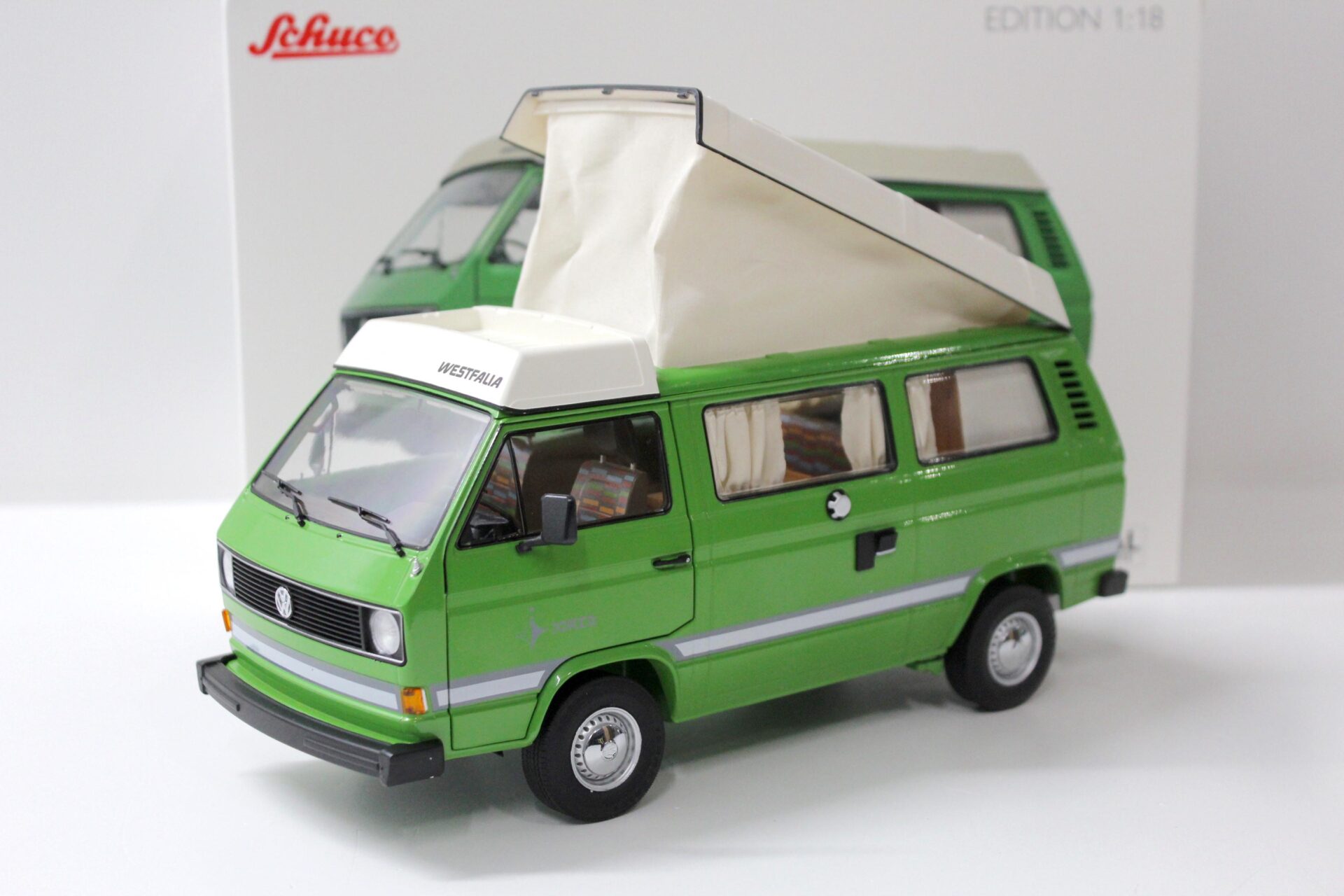 ID 55127 orig.jpg 1:18 Schuco VW T3a T3 "JOKER" Campingbus Camper mit Faltdach Westfalia green