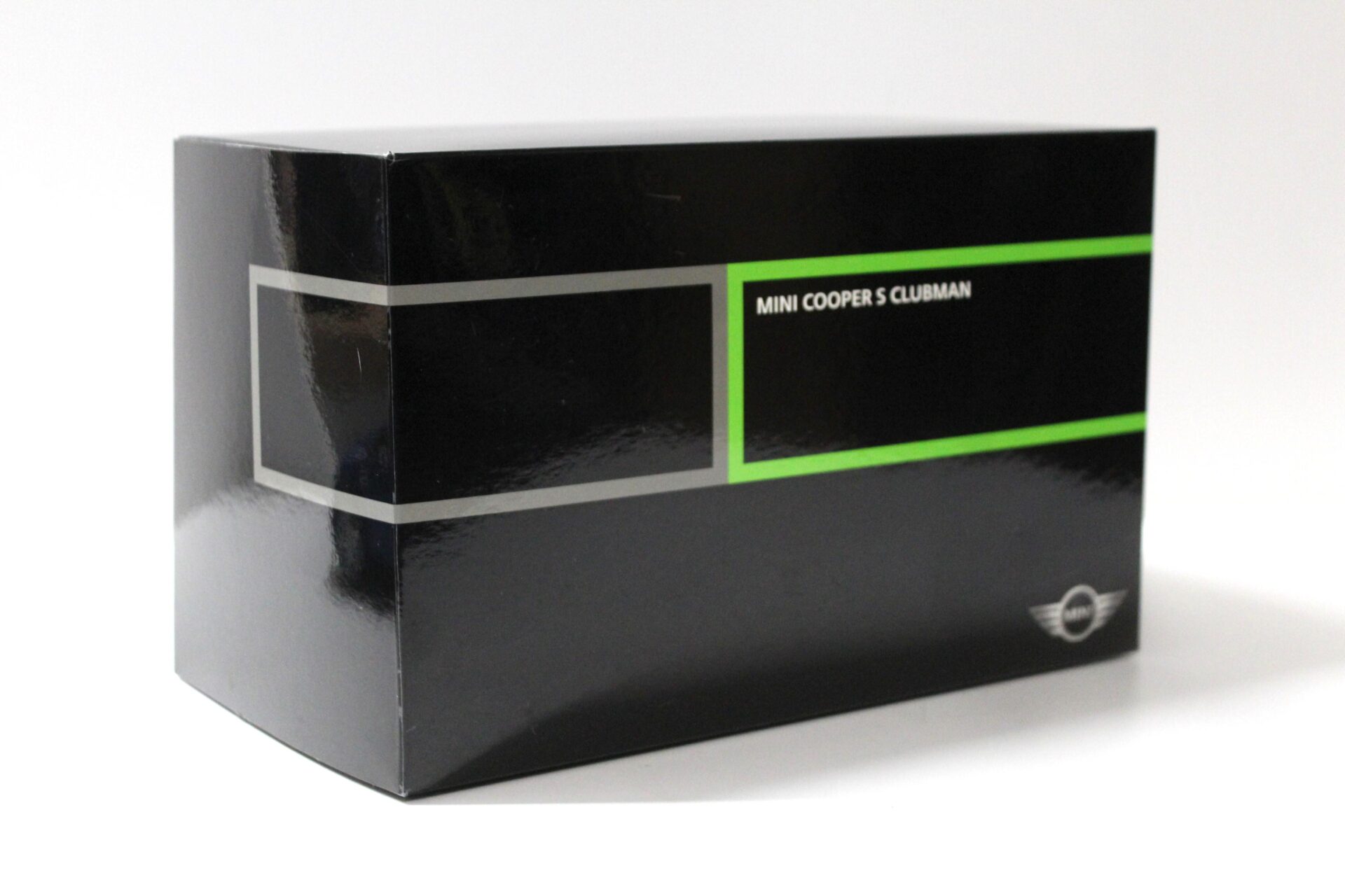 1:18 Kyosho Mini Cooper S Clubman RHD blue/ silver DEALER VERSION