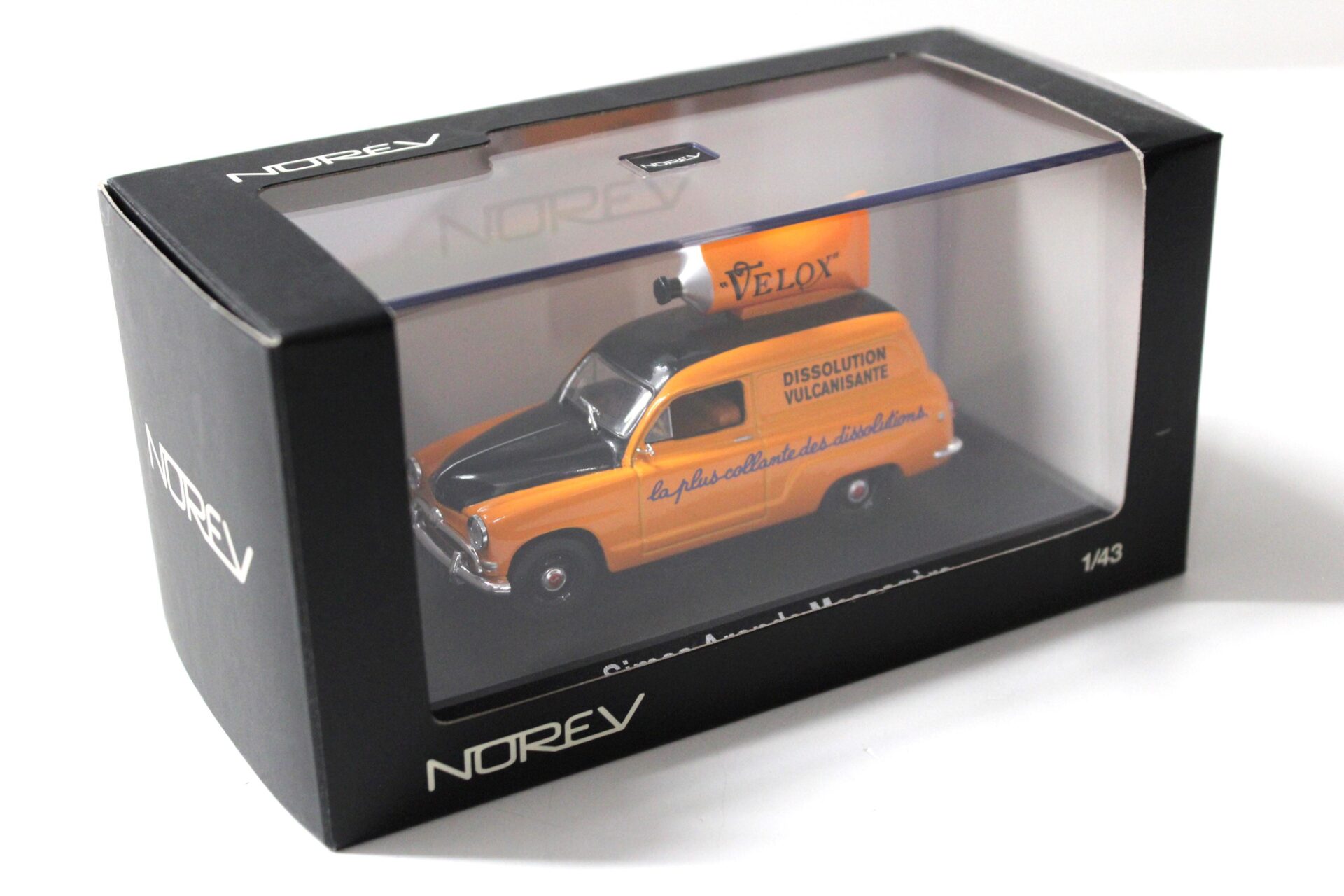 1:43 Norev Simca Aronde Messagere Kombi "VELOX" orange/ black