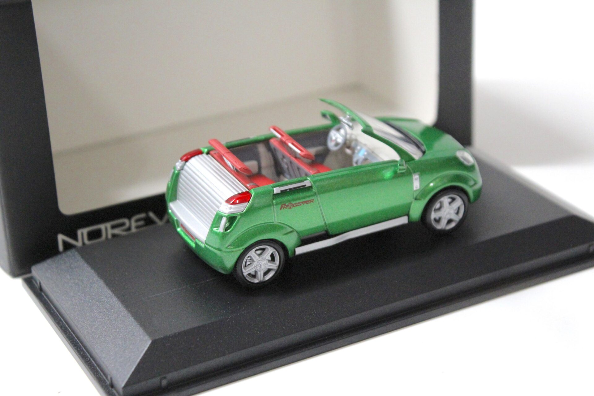 1:43 Norev Opel Frogster Cabriolet Concept Car 2001 green metallic