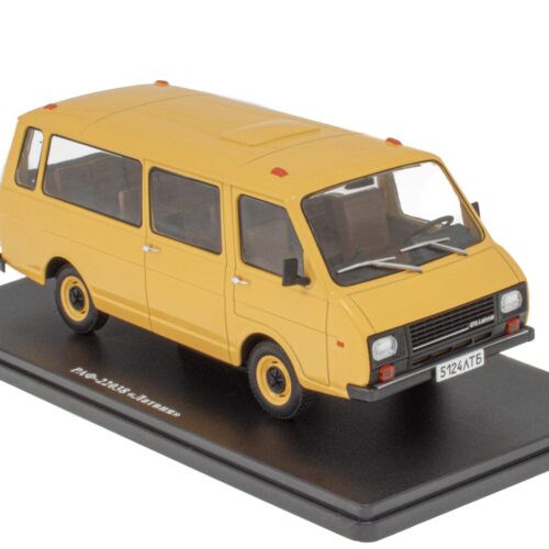 1:24 Hachette East Legendary RAF-22038 Van Bus yellow 1976