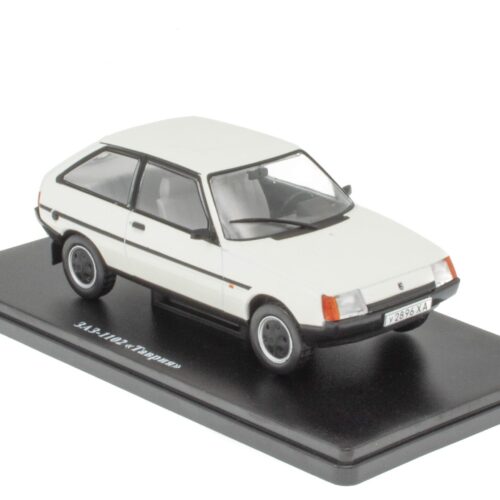 1:24 Hachette East Legendary ZAZ-1102 Tavria white 1987