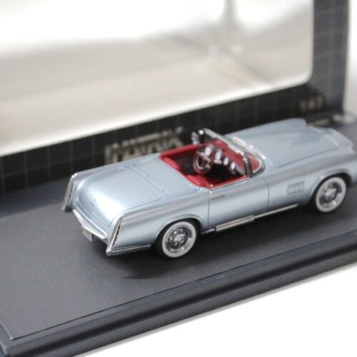 1:43 Matrix 1955 Ghia-Chrysler Falcon Convertible silver-blue