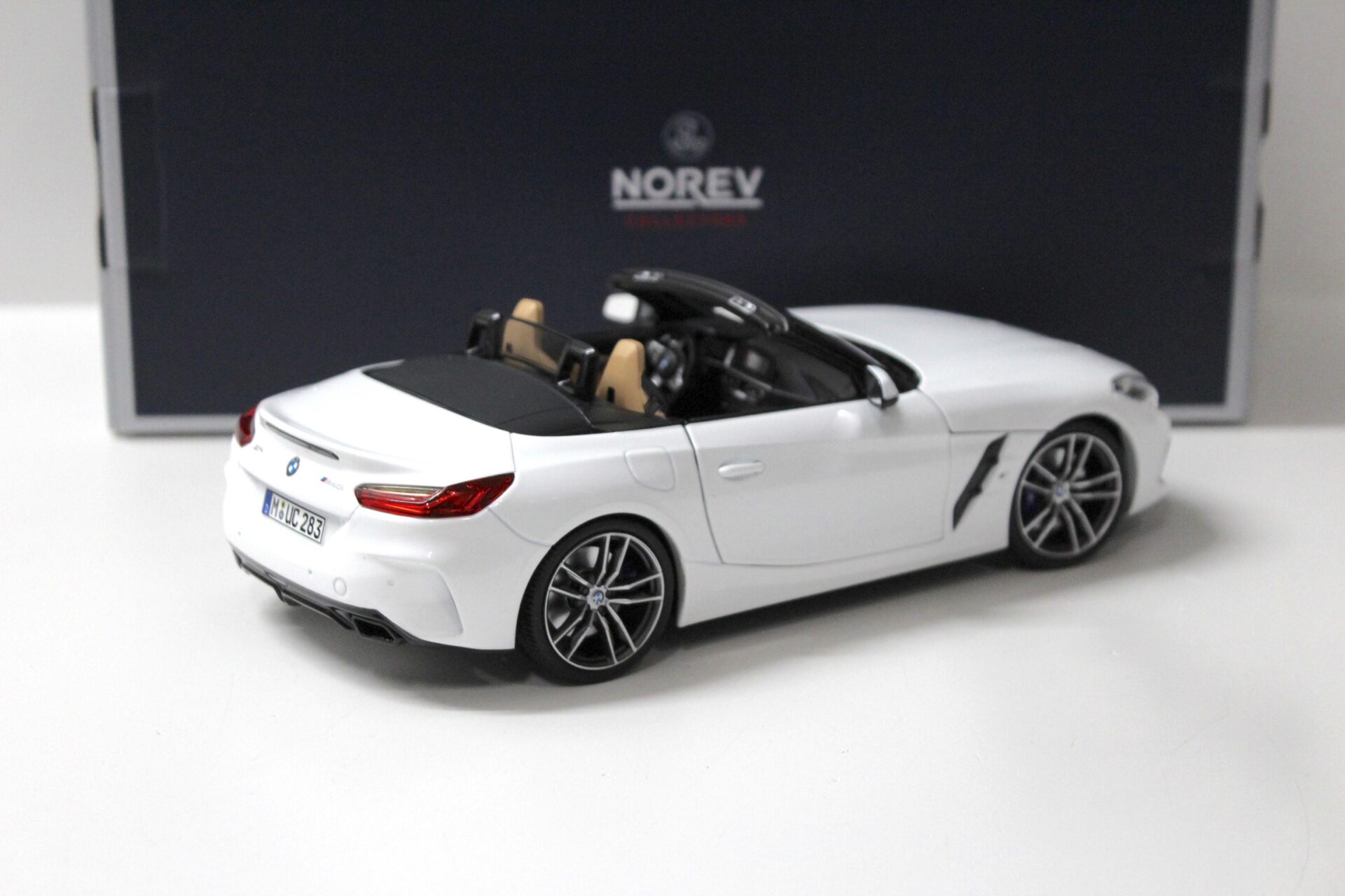 1:18 Norev BMW Z4 Roadster G29 M40i white 2018