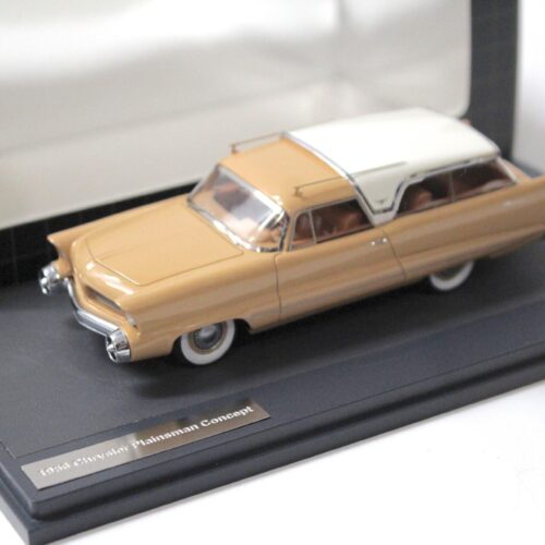 1:43 Matrix 1956 Chrysler Plainsman Concept Wagon brown/ beige