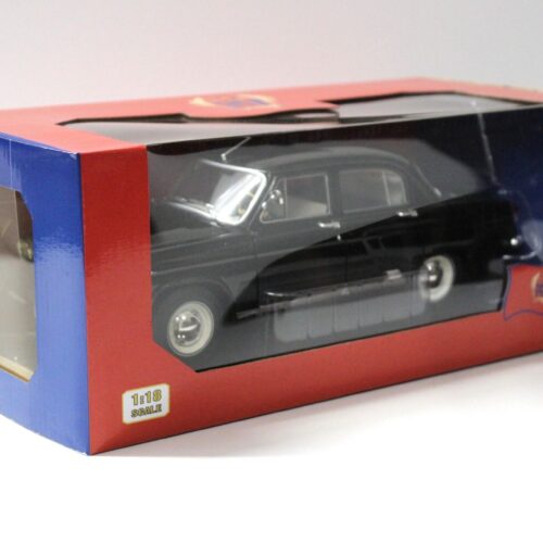 1:18 IST Wolga Volga GAZ 21R Limousine "Volga" 1966 black
