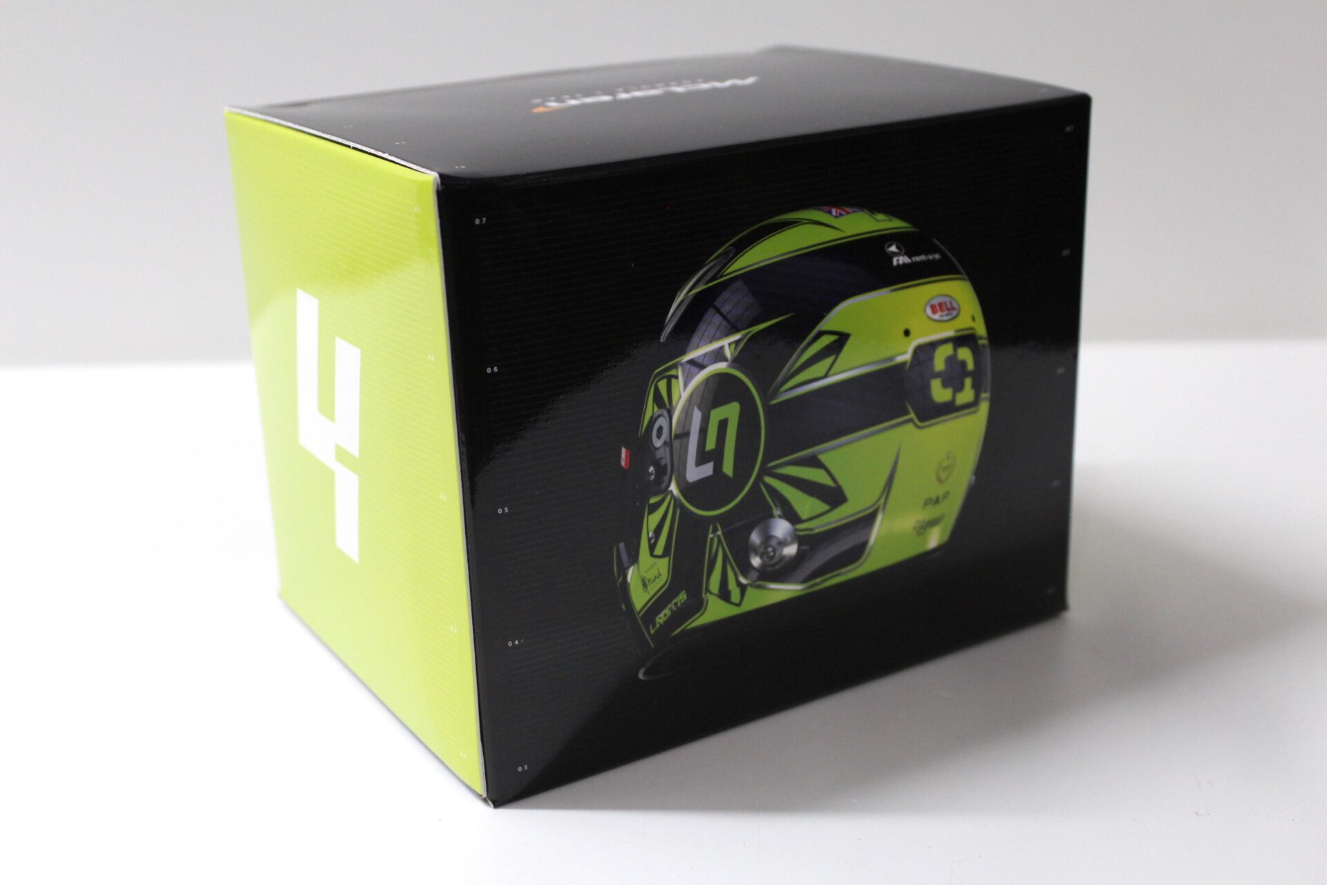 1:2 Bell McLaren Mercedes F1 Team Lando Norris Helmet Helm 2021