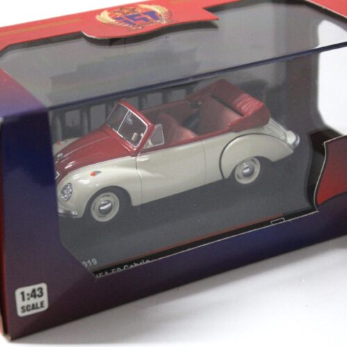 1:43 IST Models IFA F9 Cabriolet white/ red 1953