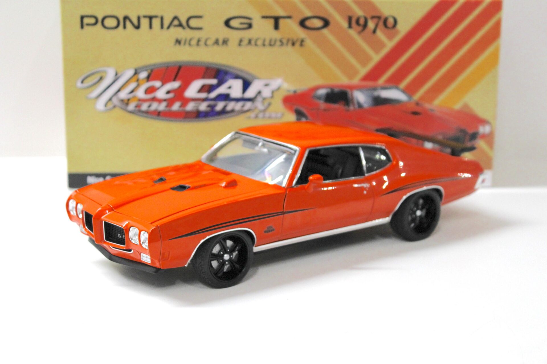 ID 56624 orig.jpg 1:18 ACME 1970 Pontiac GTO Coupe orange/ black wheel *NICE CAR* Limited 120 pcs.