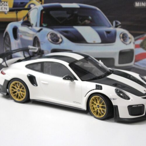 1:18 Minichamps Porsche 911 (991.2) GT2 RS Weissach Package 2018 white