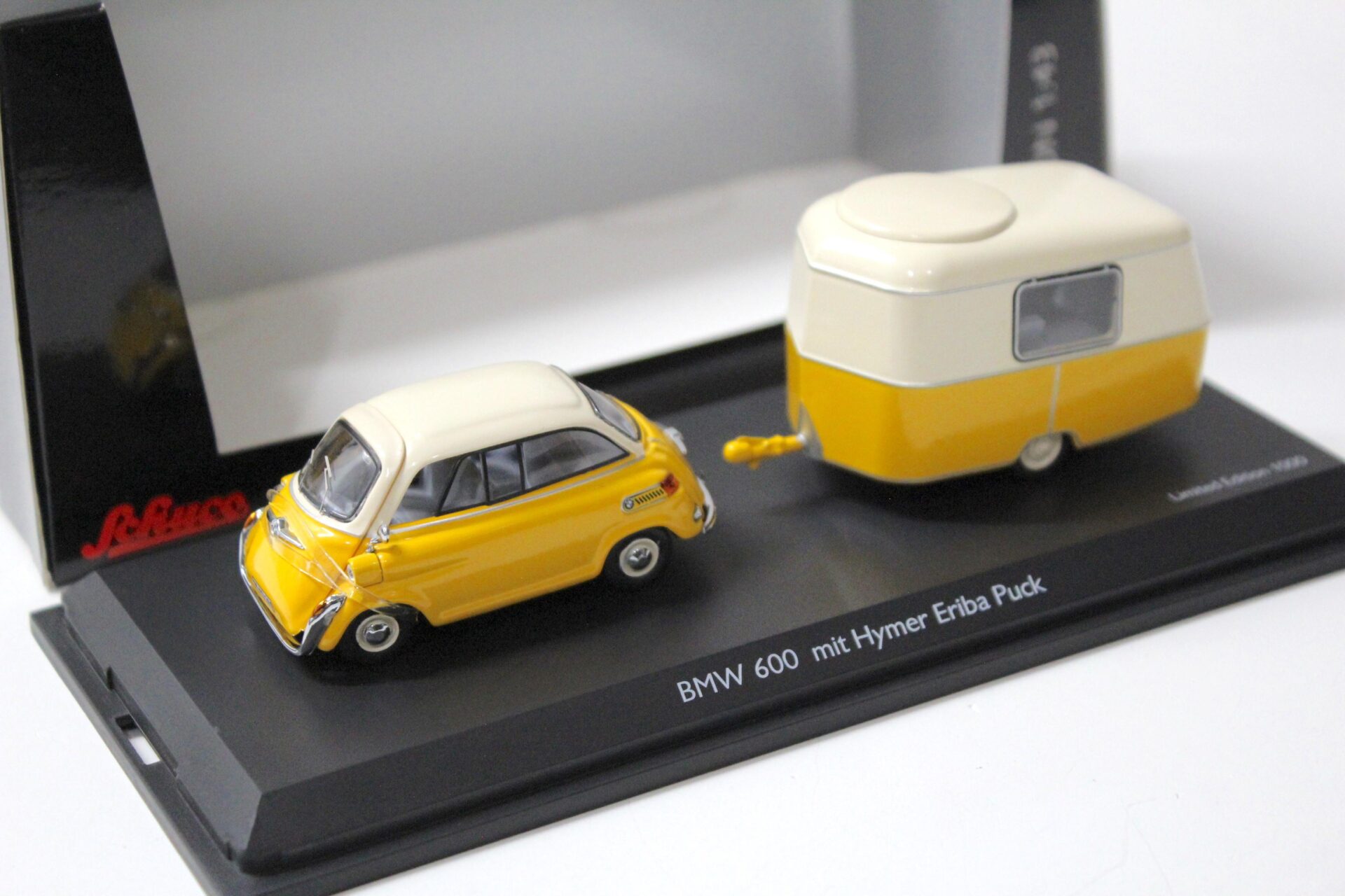1:43 Schuco BMW 600 mit Hymer Eriba Puck Wohnwagen yellow/ white