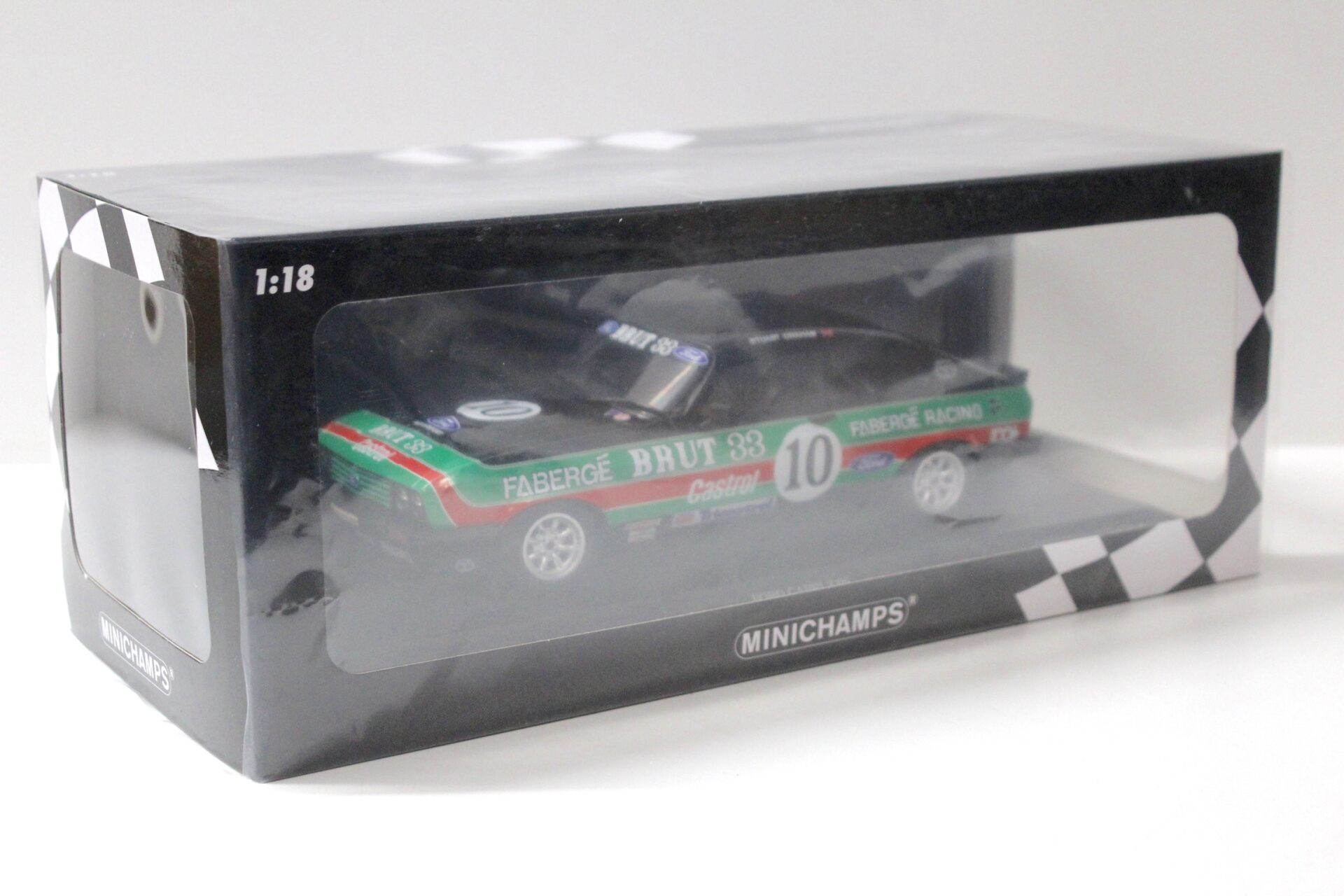 1:18 Minichamps Ford Capri 3.0S Faberge Racing #10 CASTROL Graham 2nd Place BSCC 1979