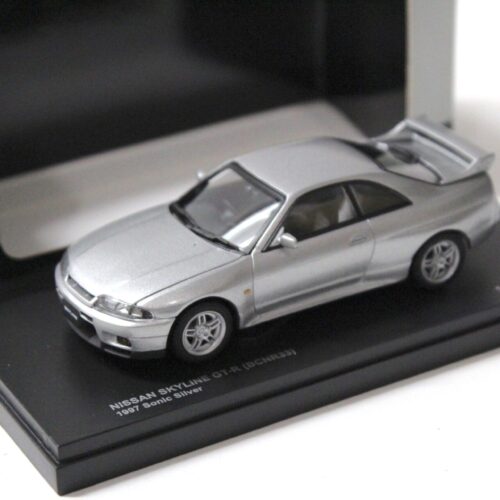 1:43 Kyosho Nissan Skyline GT-R R33 (BCNR33) 1997 Sonic silver