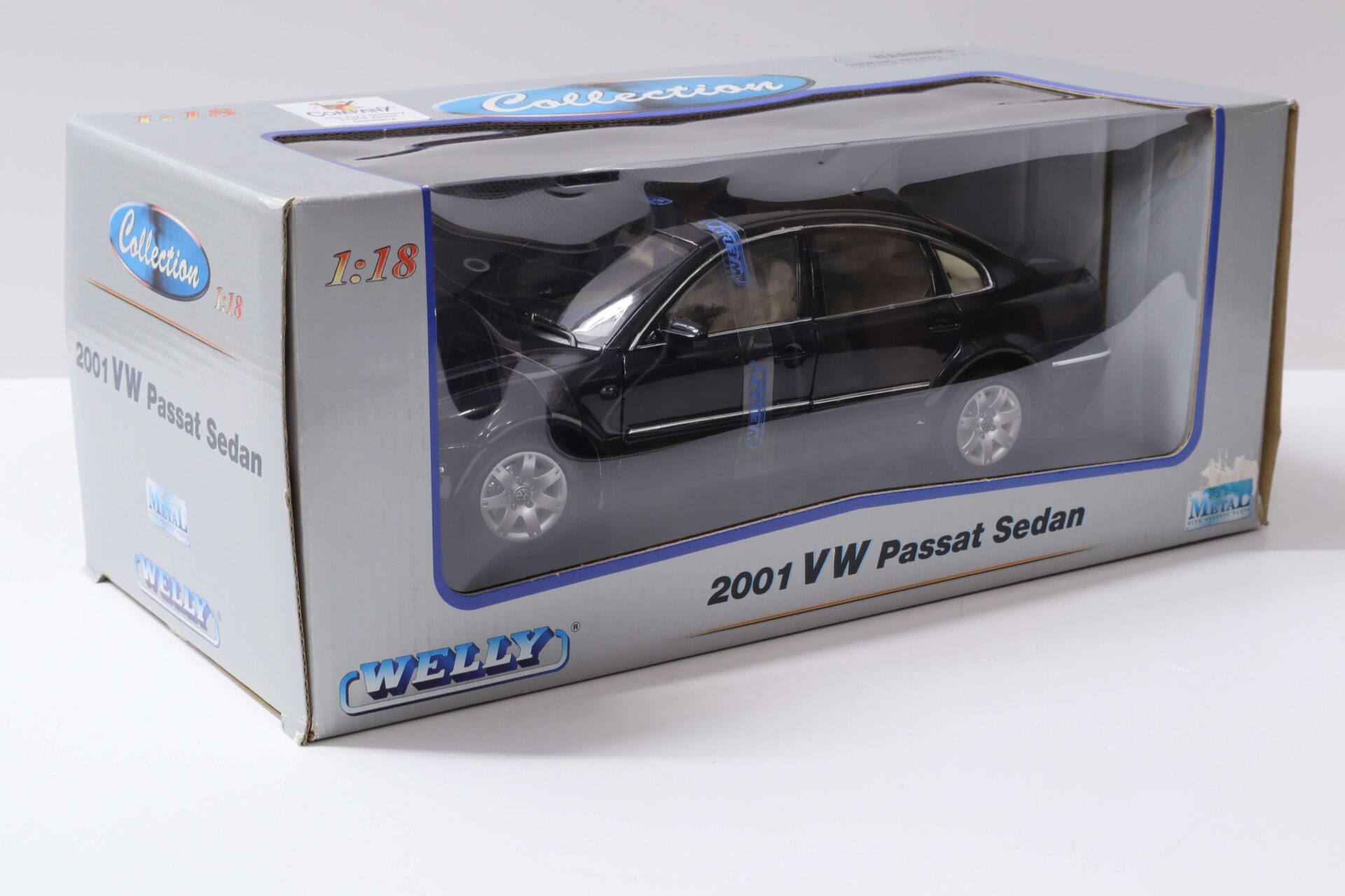 1:18 Welly VW Passat Sedan black 2001