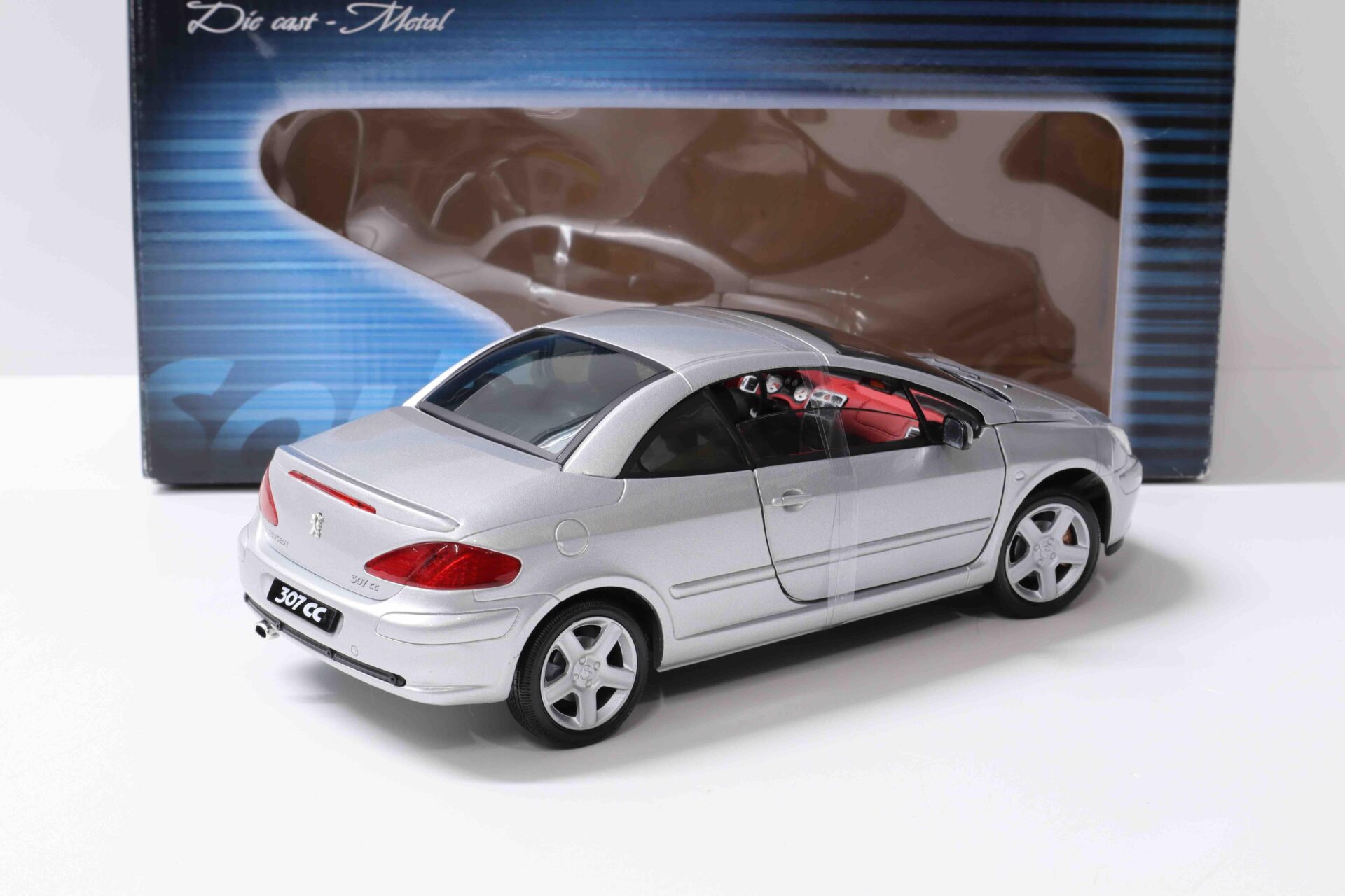 1:18 Solido Peugeot 307 CC Cabriolet closed Top silver
