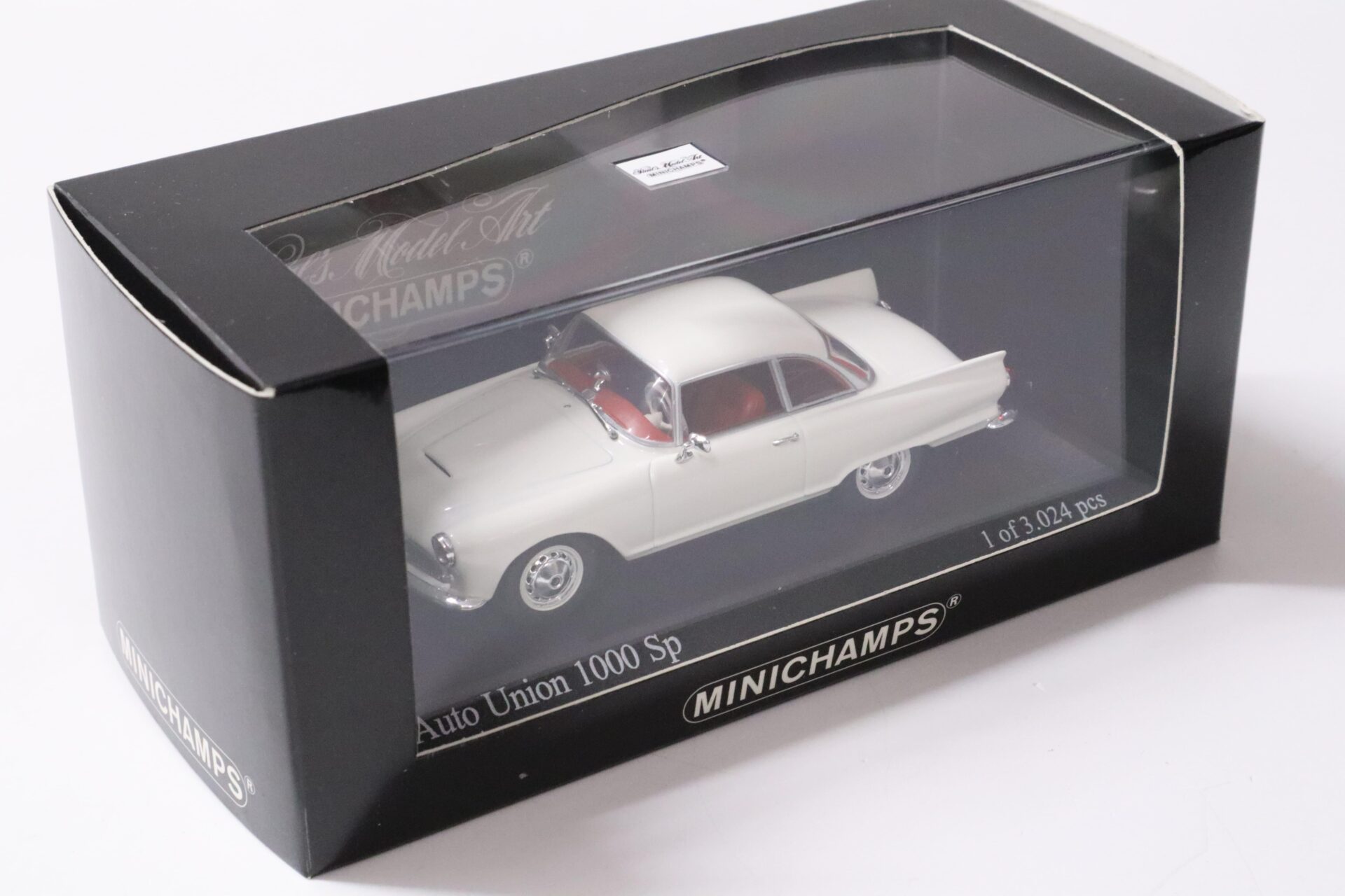 1:43 Minichamps Auto Union 1000 Sp closed Top 1958 Elfenbein white