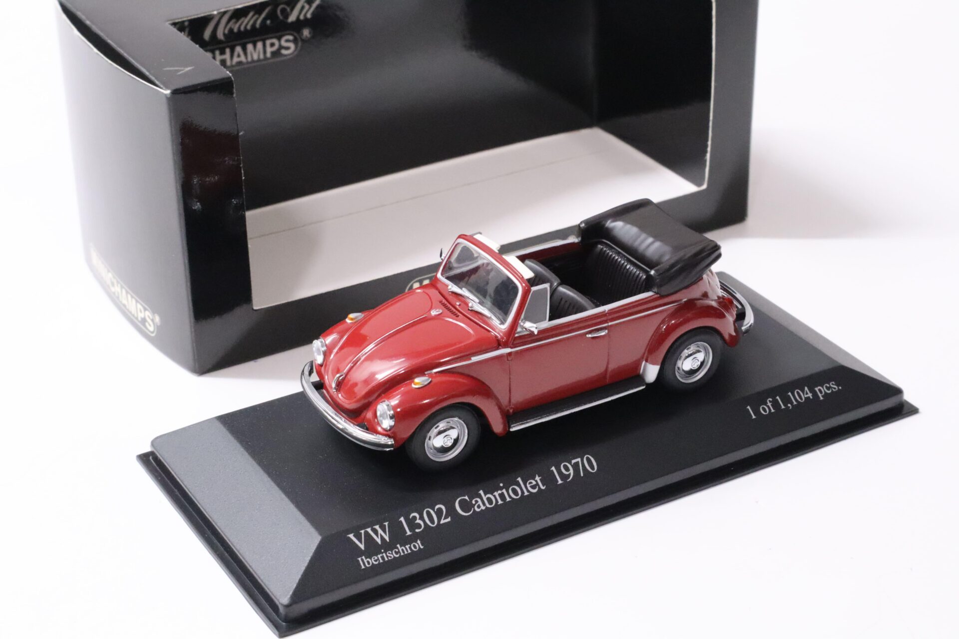 ID 57942 orig.jpg 1:43 Minichamps VW Käfer 1302 Cabriolet 1970 Iberisch red