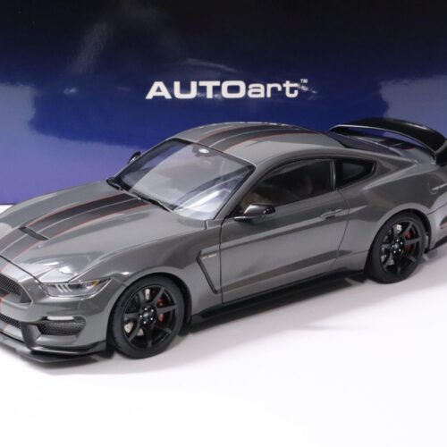 1:18 AUTOart Ford Shelby GT-350R 2017 Lead foot grey with black stripes