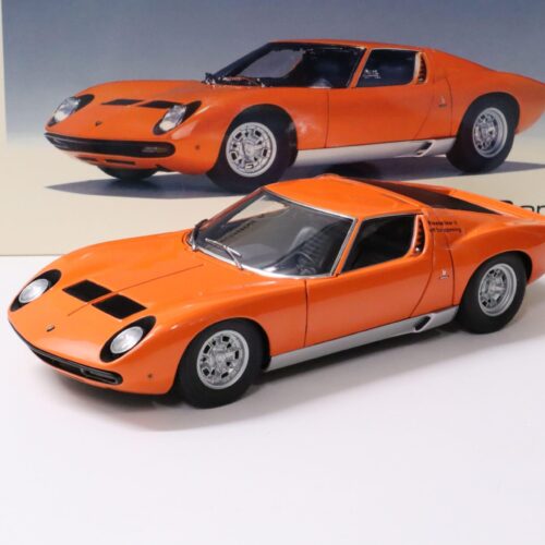 1:18 AUTOart Lamborghini Miura SV Coupe orange