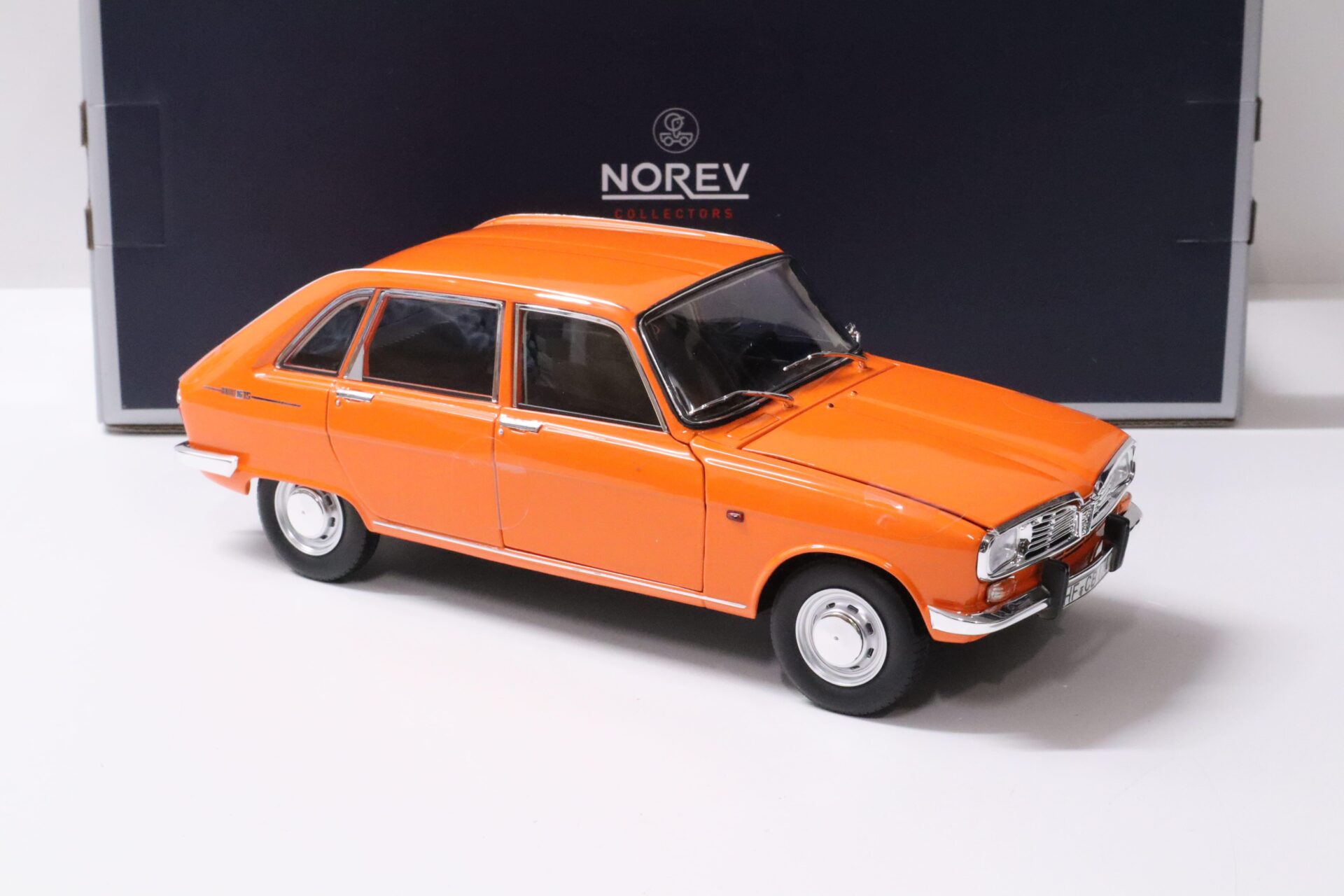 1:18 Norev Renault 16 TS orange 1971 - Limited Edition 500 pcs.