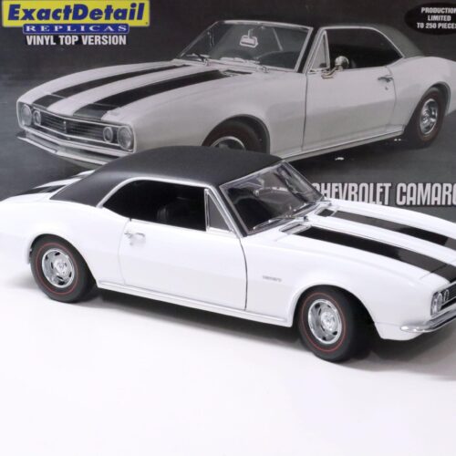 1:18 Exact Detail Chevrolet Camaro Z/28 Coupe 1967 white/ black Vinyl roof