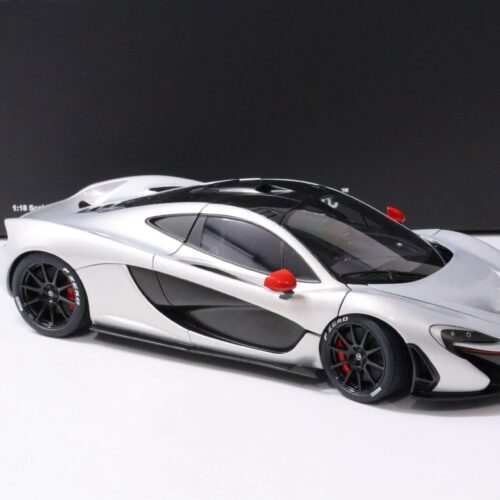 1:18 AUTOart McLaren P1 (2013) Ice silver metallic