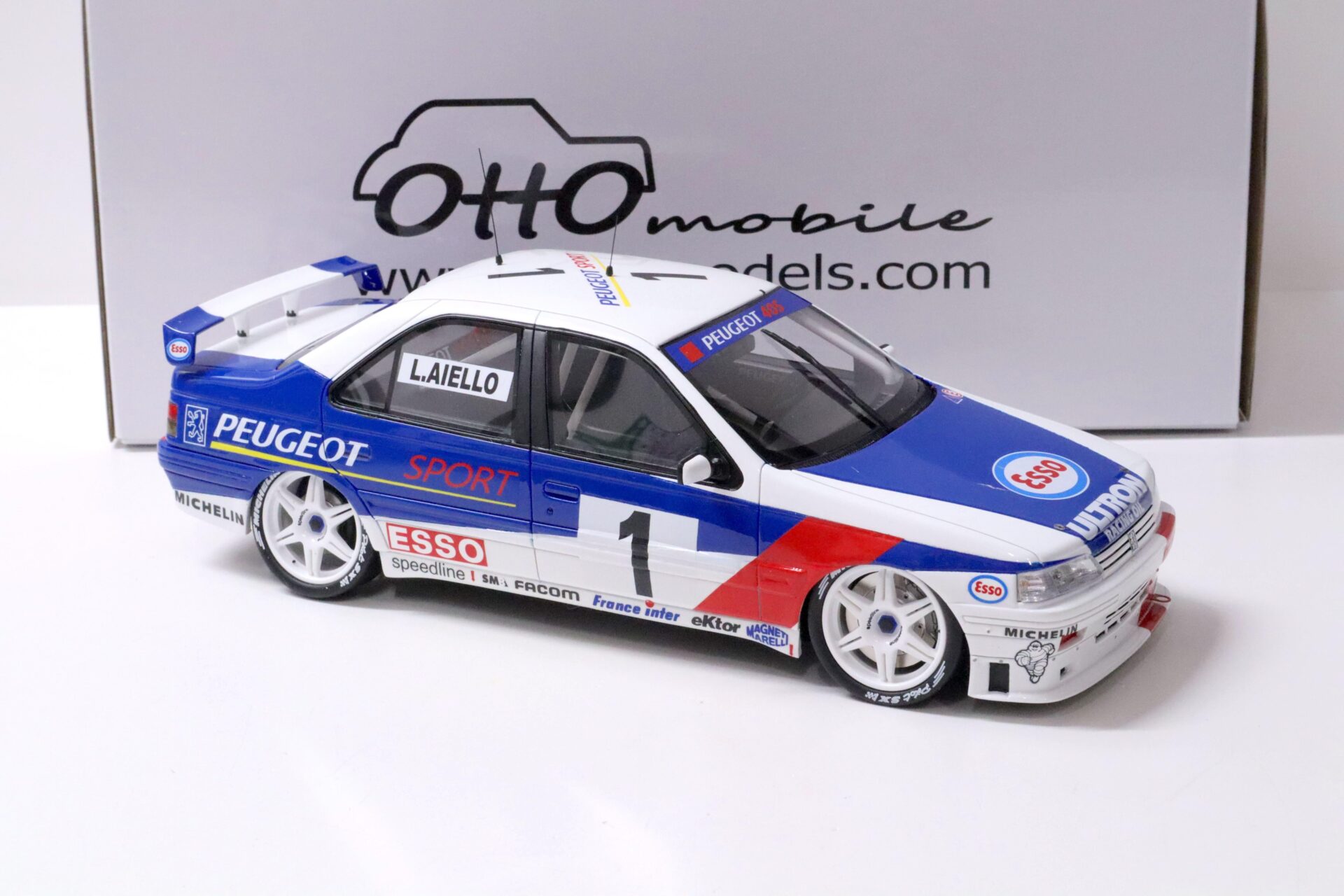 1:18 OTTO mobile OT364 Peugeot 405 MI16 Super Tourisme 1995 #1 Aiello