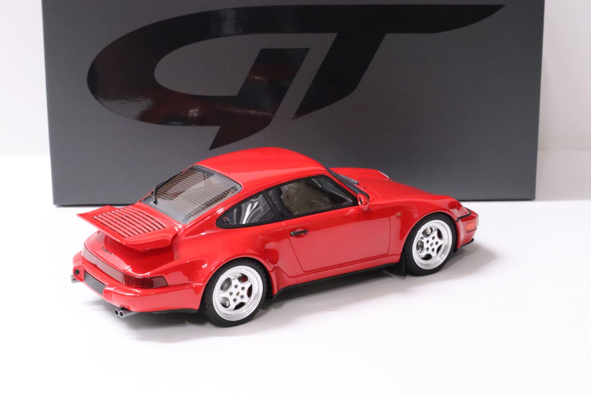 1:18 GT Spirit GT328 Porsche 911 (964) Turbo S Coupe Flachbau Flatnose red