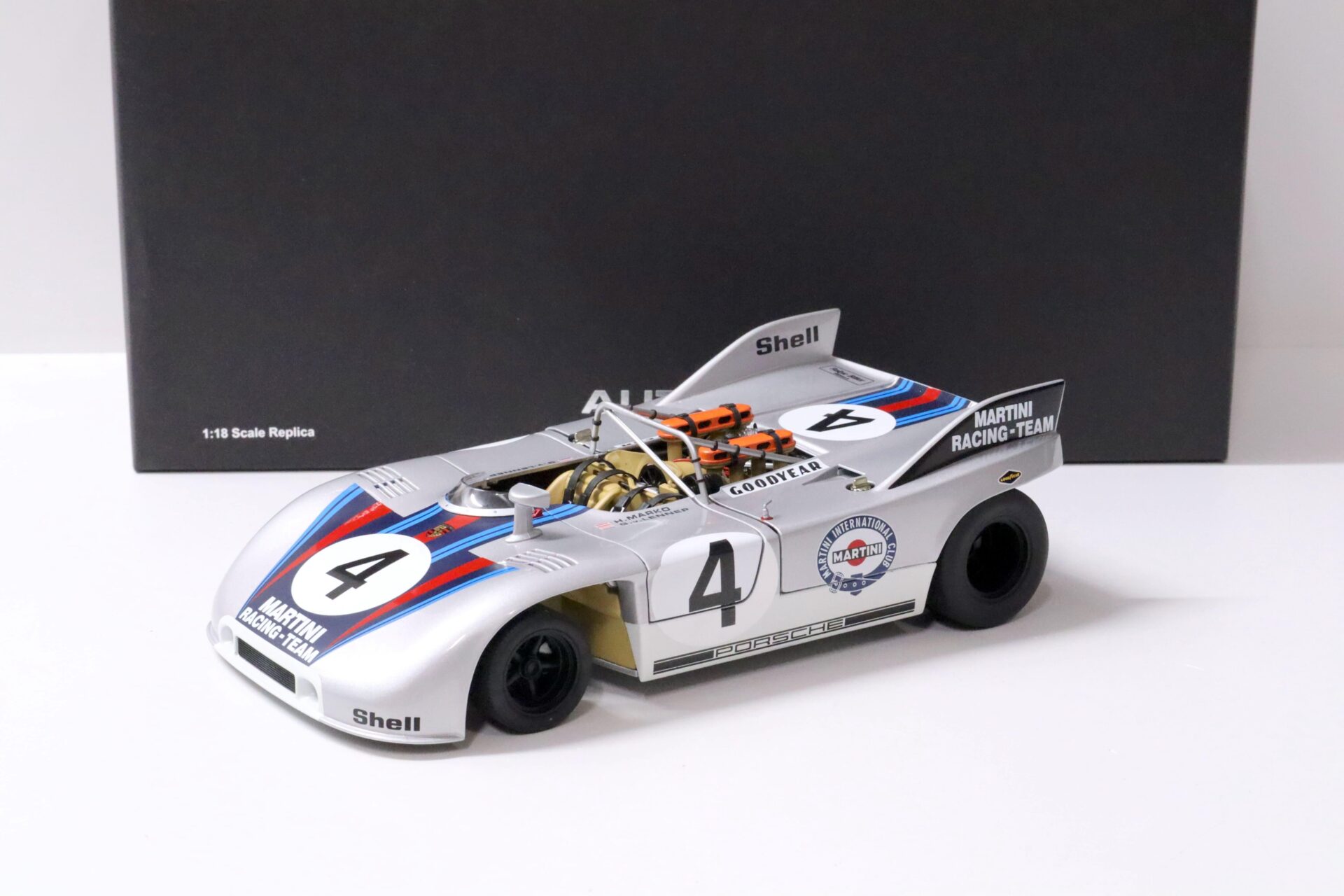 ID 58861 orig.jpg 1:18 AUTOart Porsche 908/3 Nürburgring 1971 Marko van Lennep #4 MARTINI Racing
