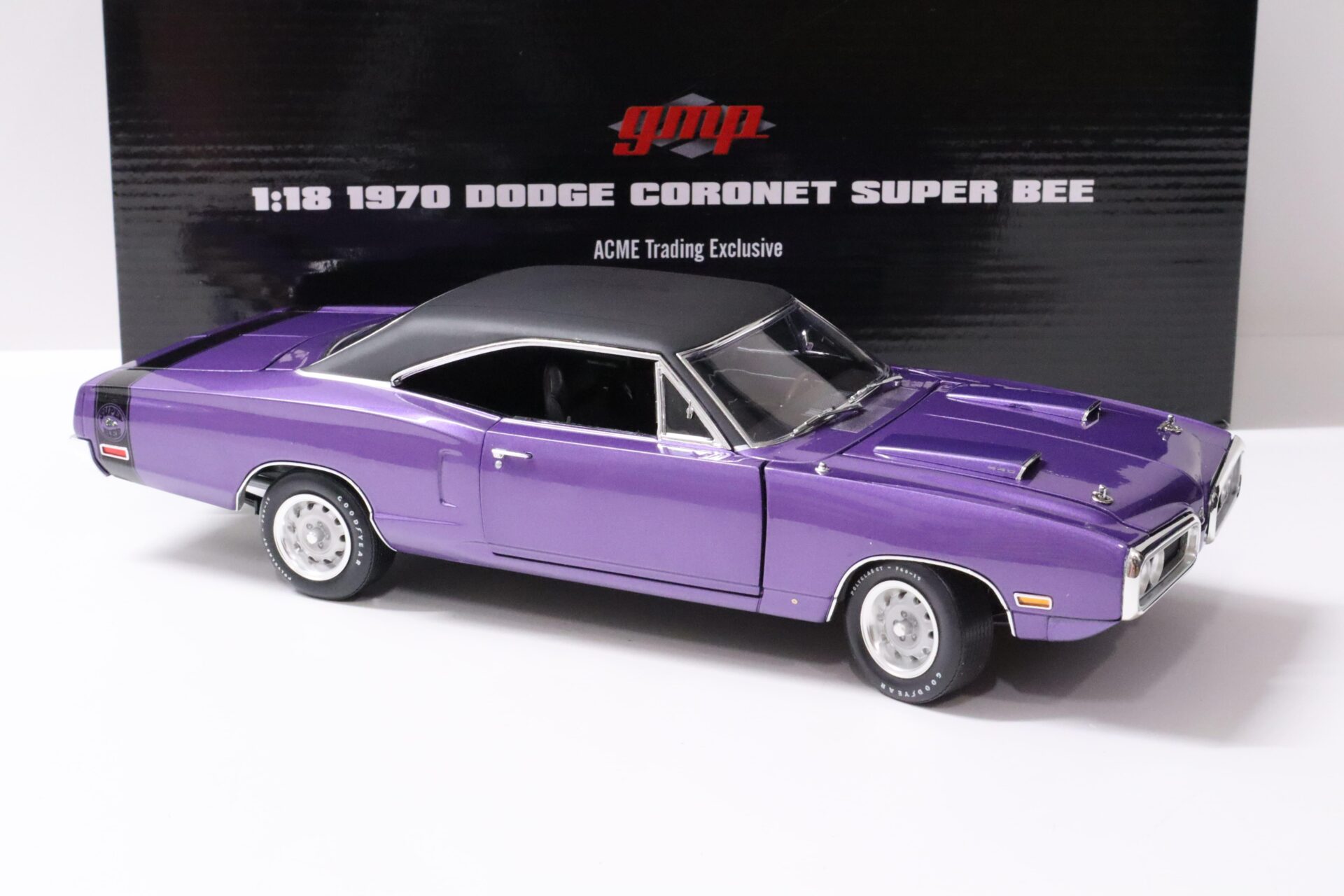 1:18 GMP 1970 Dodge Coronet Super Bee Plum Crazy/ black roof ACME Exclusive