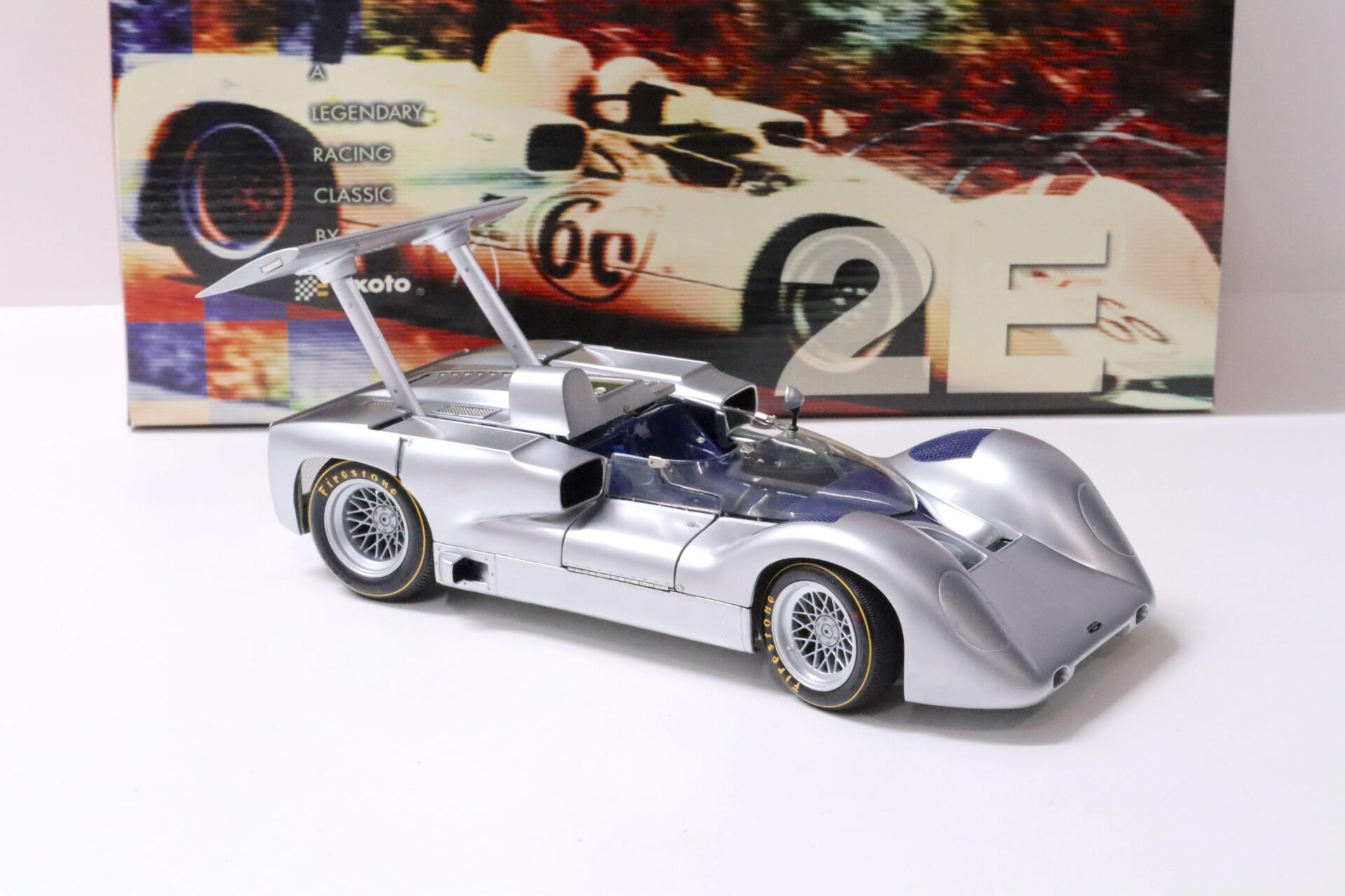 1:18 Exoto 1966 CHAPARRAL 2E CAN AM Pure Line Polished Aluminium