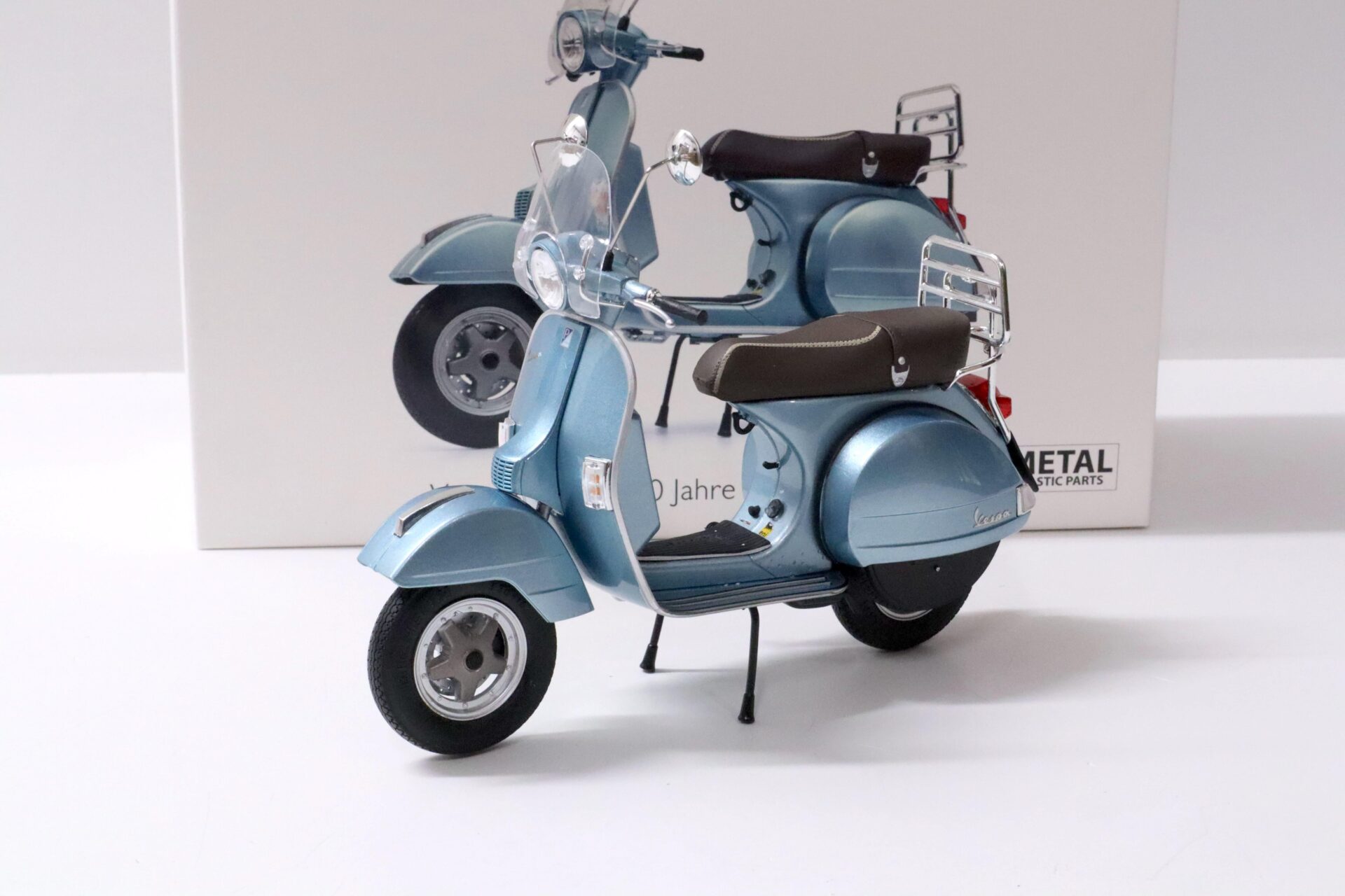 1:10 Schuco Vespa PX 125 blue metallic "70 Jahre Sonderedition"