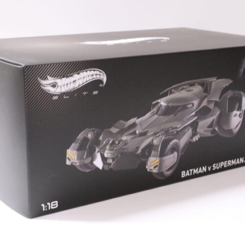 1:18 Hot Wheels Elite Batman vs Superman Batmobile Dawn of Justice grey