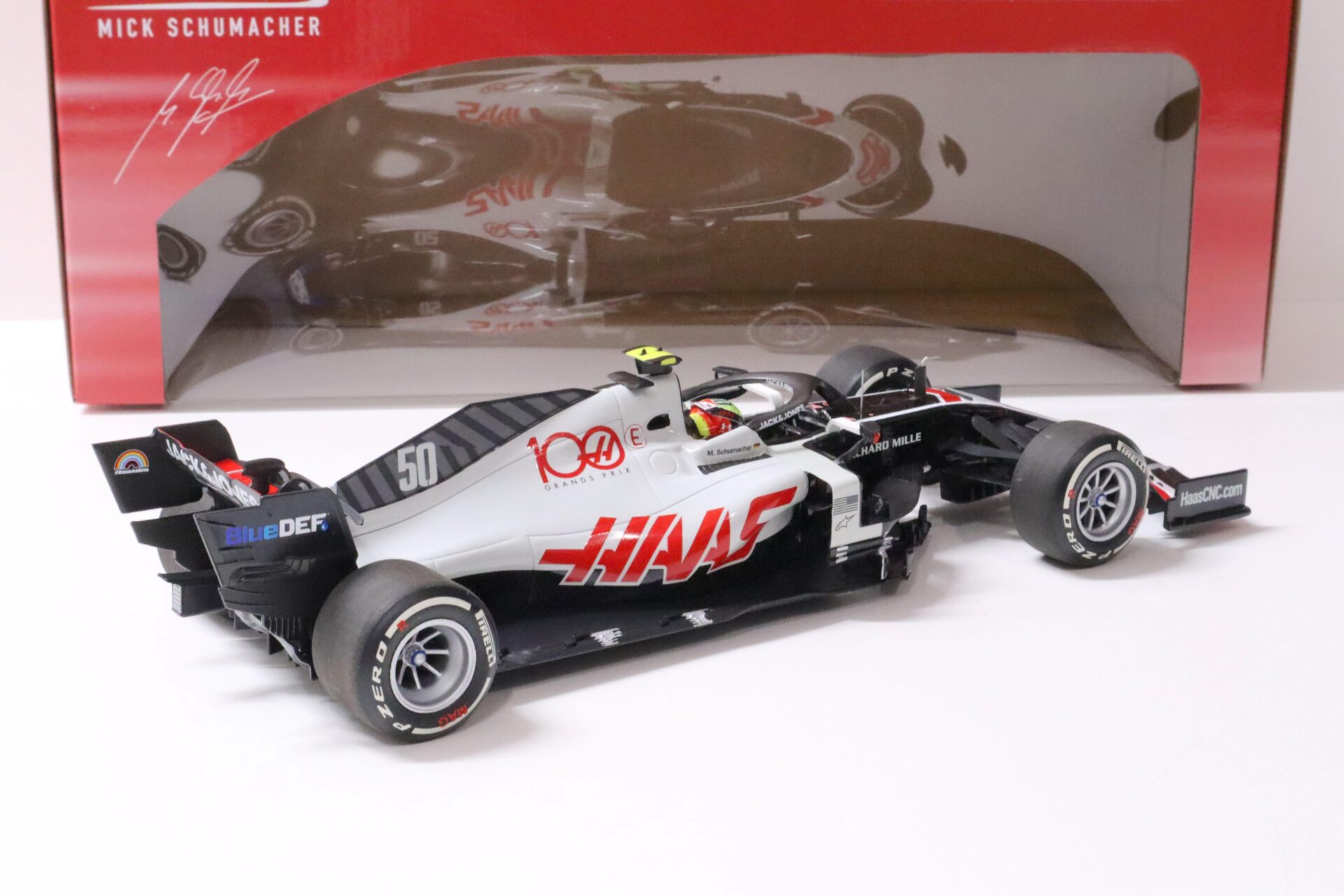 1:18 Minichamps HAAS F1 Team VF-20 Mick Schumacher FP1 ABU Dhabi GP 2020