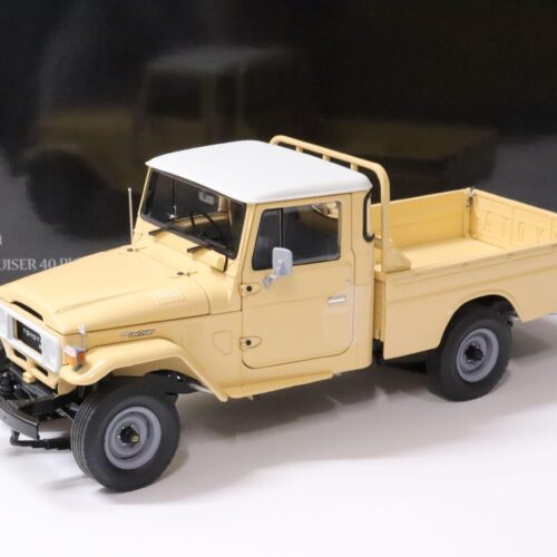1:18 Kyosho Toyota Land Cruiser 40 Pick-Up beige 1980