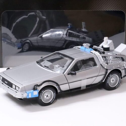 1:18 Hot Wheels DMC DeLorean Back to the Future time Machine with Mr. Fusion