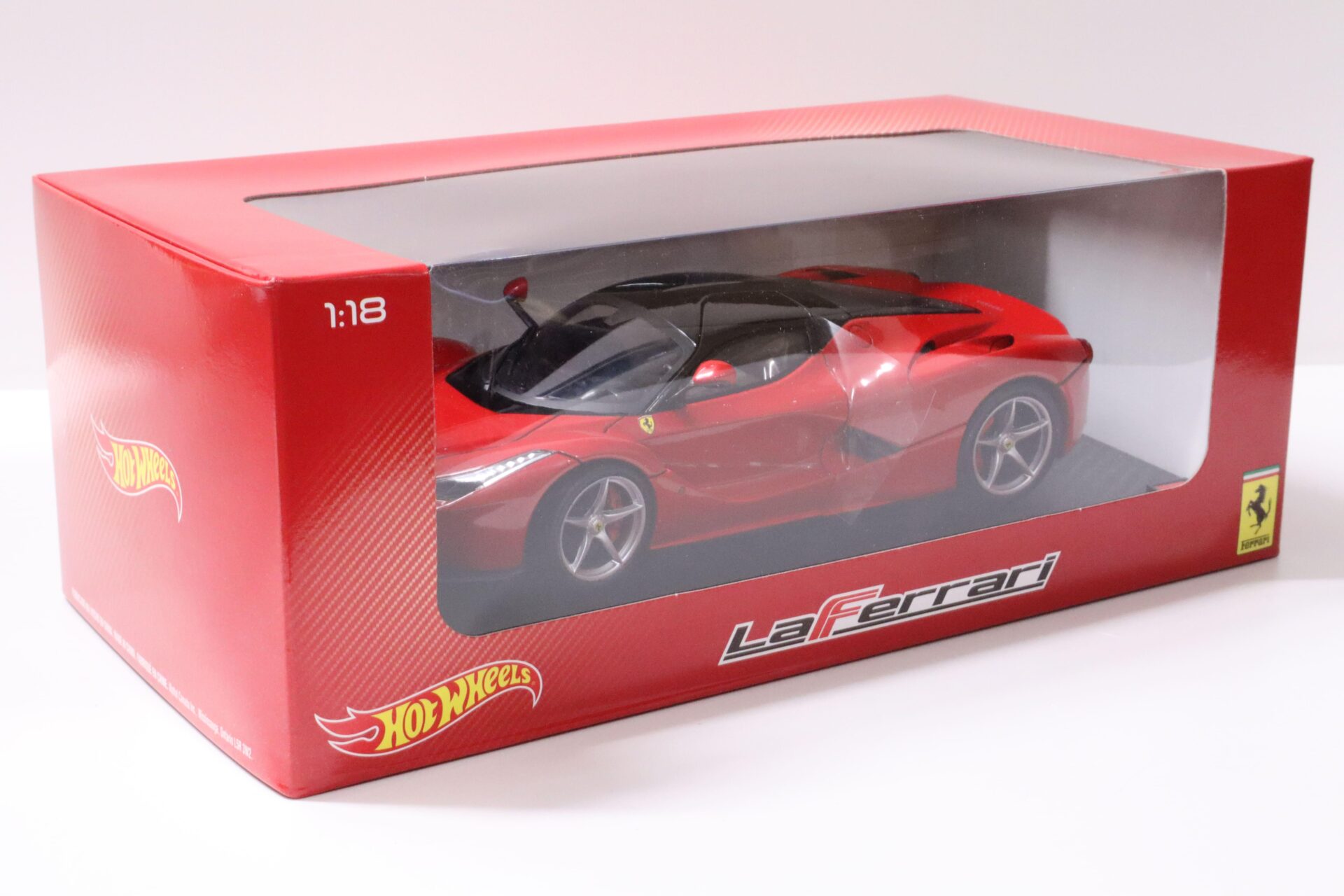 1:18 Hot Wheels Ferrari LaFerrari 2013 red BLY52